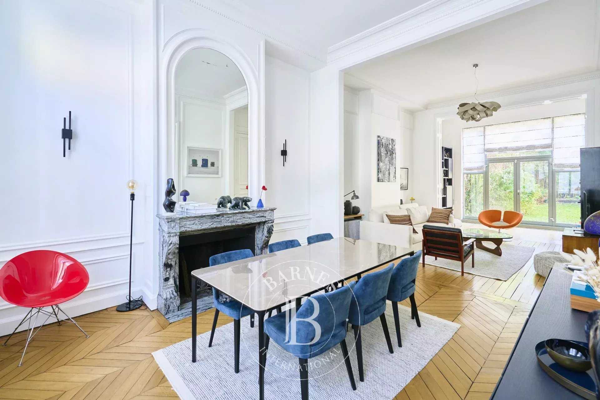 Lille  - Maison 11 Pi&egrave;ces 6 Chambres