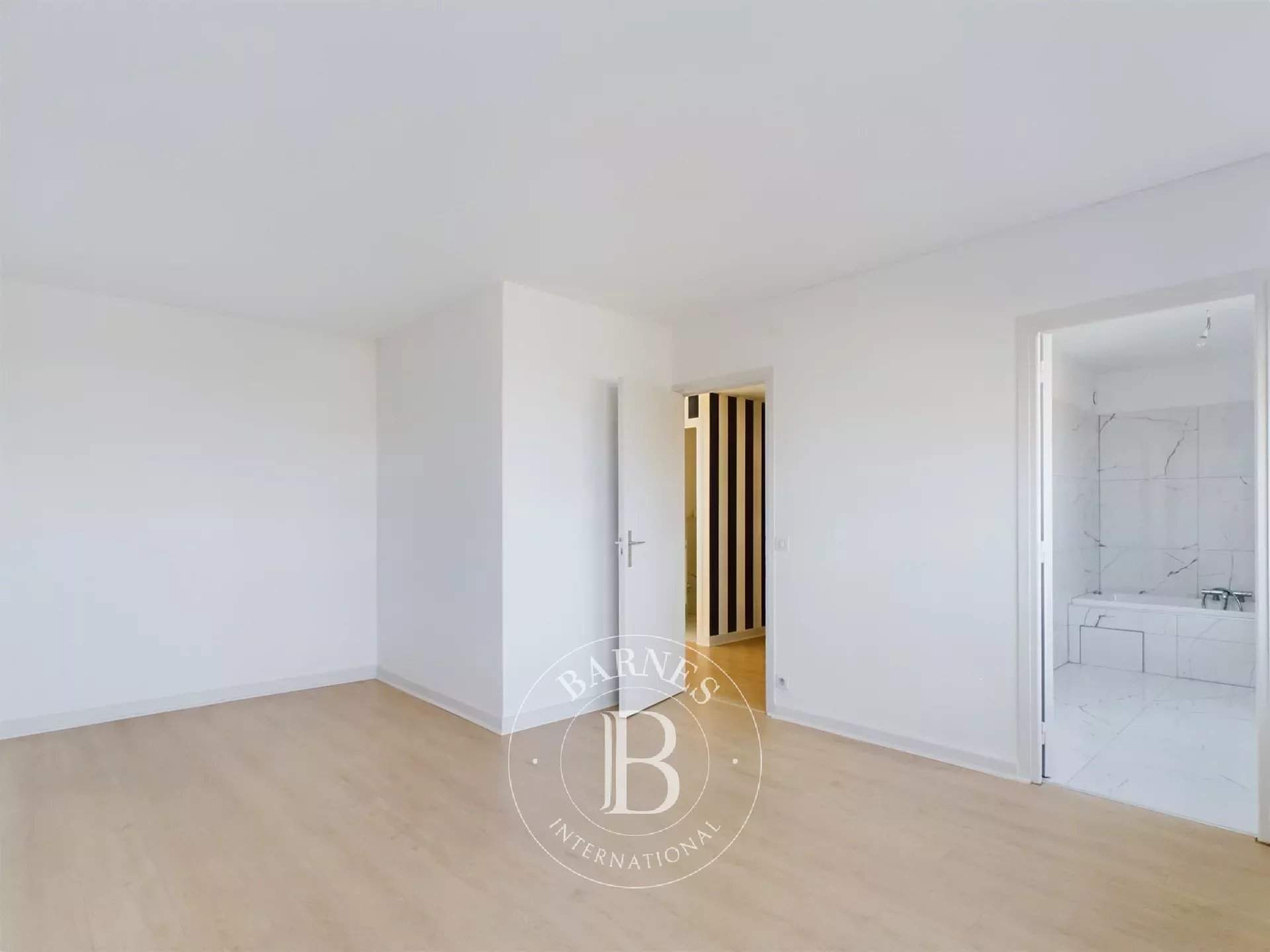 Lille  - Appartement 4 Pièces 3 Chambres - picture 5