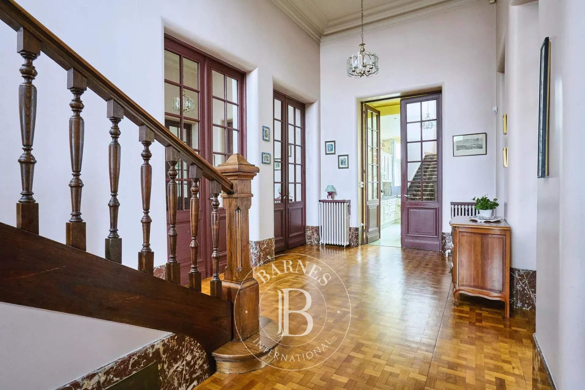 Tourcoing  - Maison 10 Pi&egrave;ces 5 Chambres - picture 8