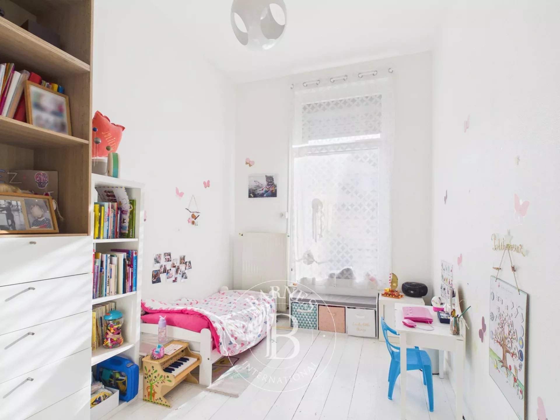 Lille  - Maison de ville 10 Pi&egrave;ces 5 Chambres - picture 12