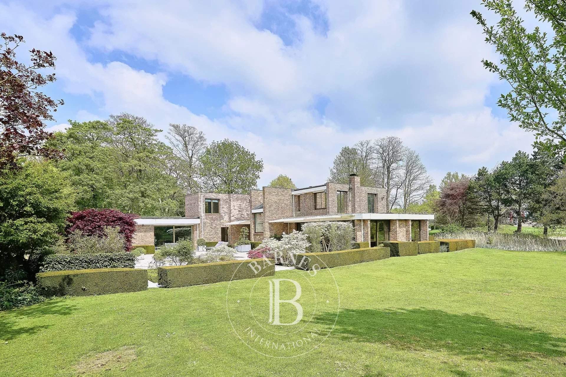 Villeneuve-d'Ascq  - Maison 12 Pi&egrave;ces 5 Chambres - picture 2