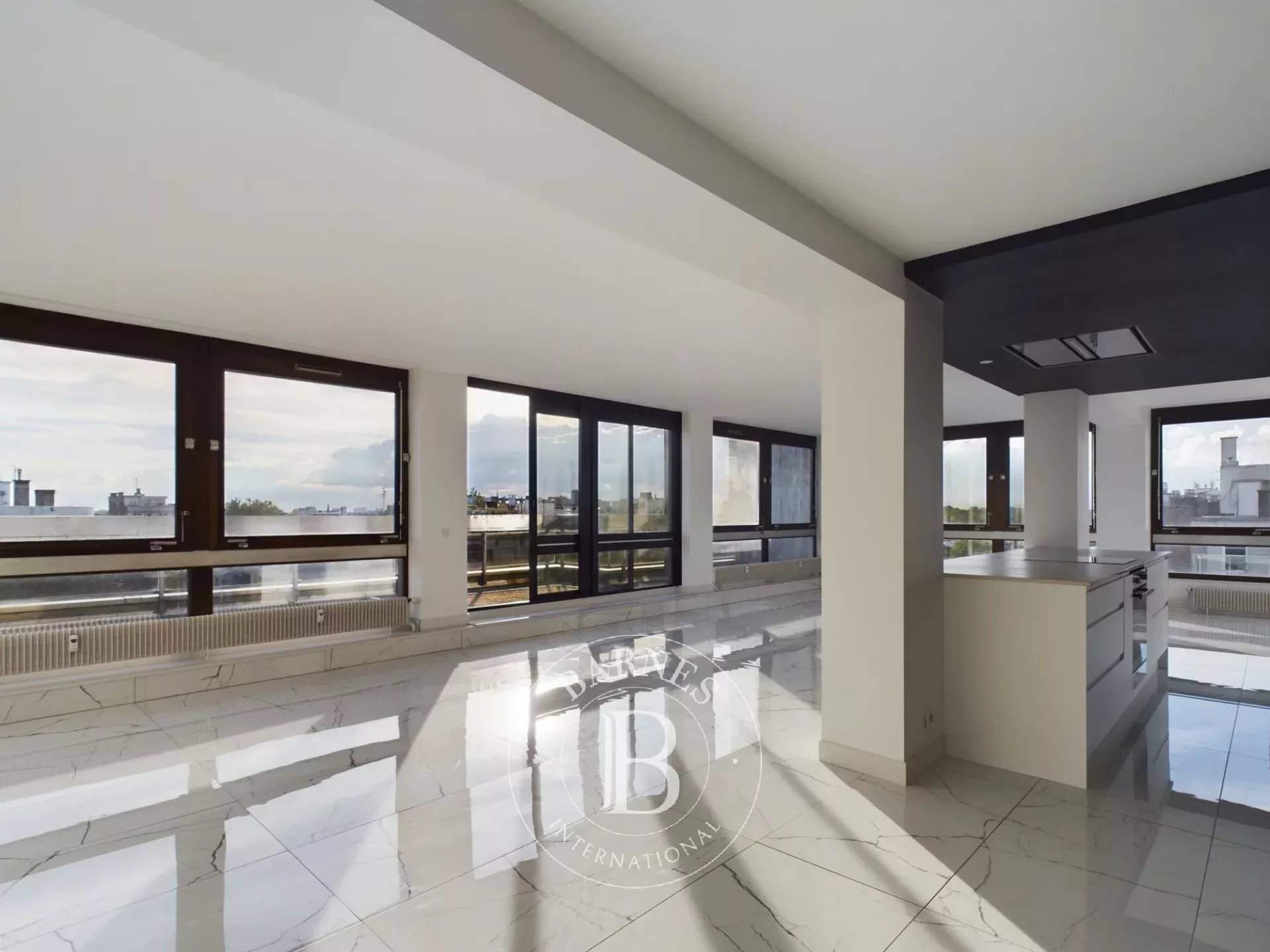 Lille  - Appartement 4 Pièces 3 Chambres - picture 1