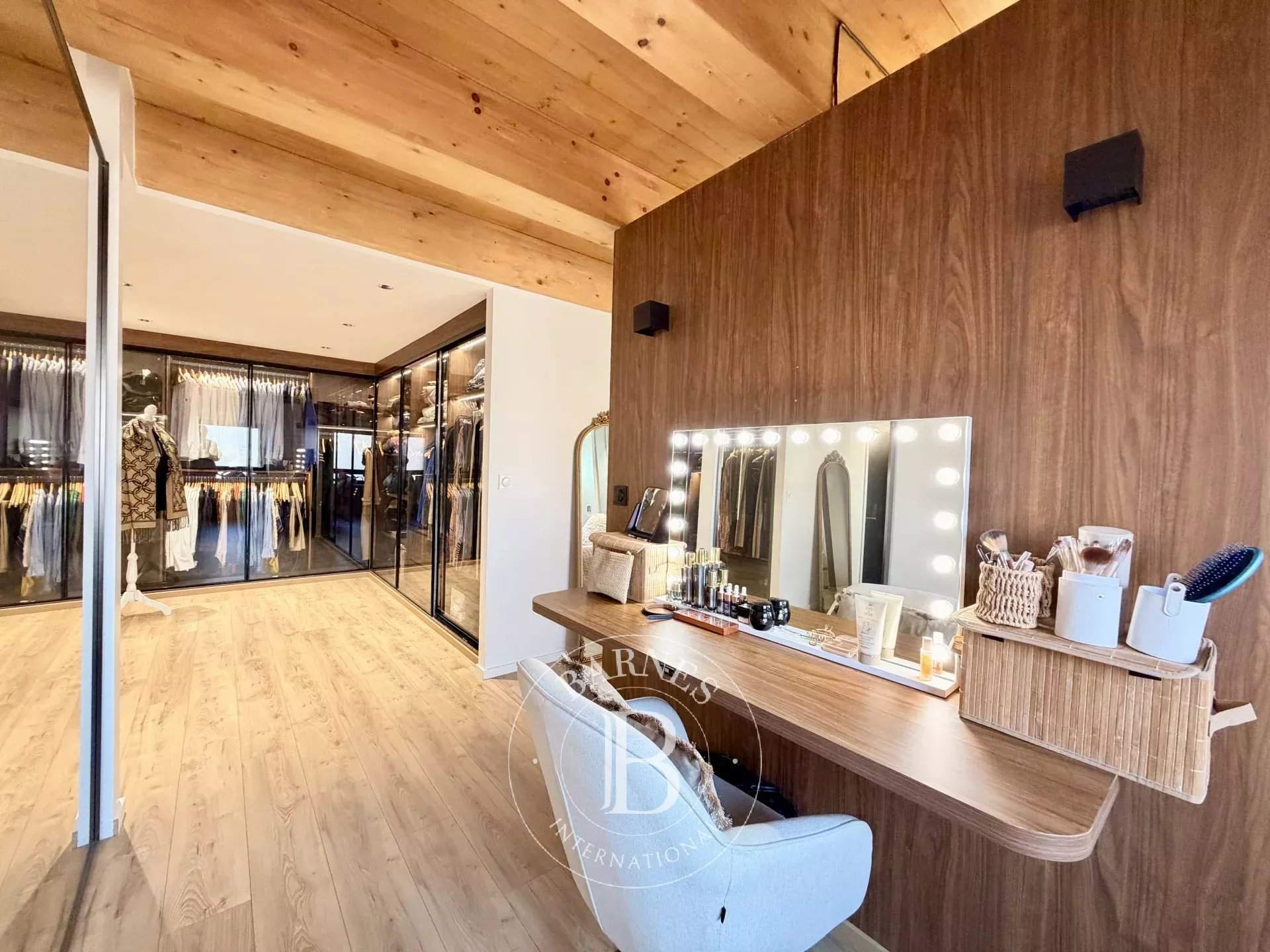 Valenciennes  - Appartement 7 Pi&egrave;ces 3 Chambres - picture 10