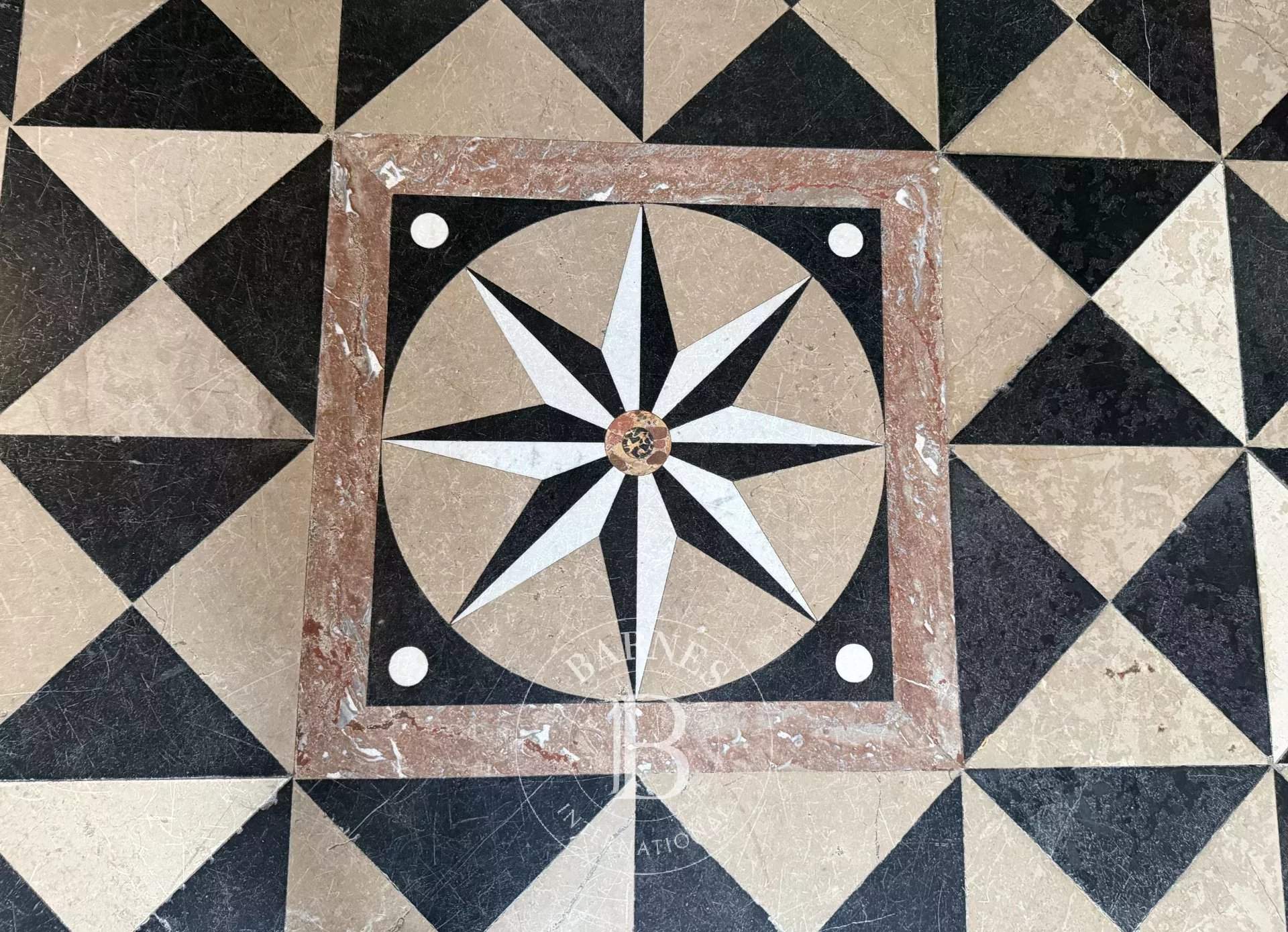 Arras  - Maison 10 Pi&egrave;ces 7 Chambres - picture 13