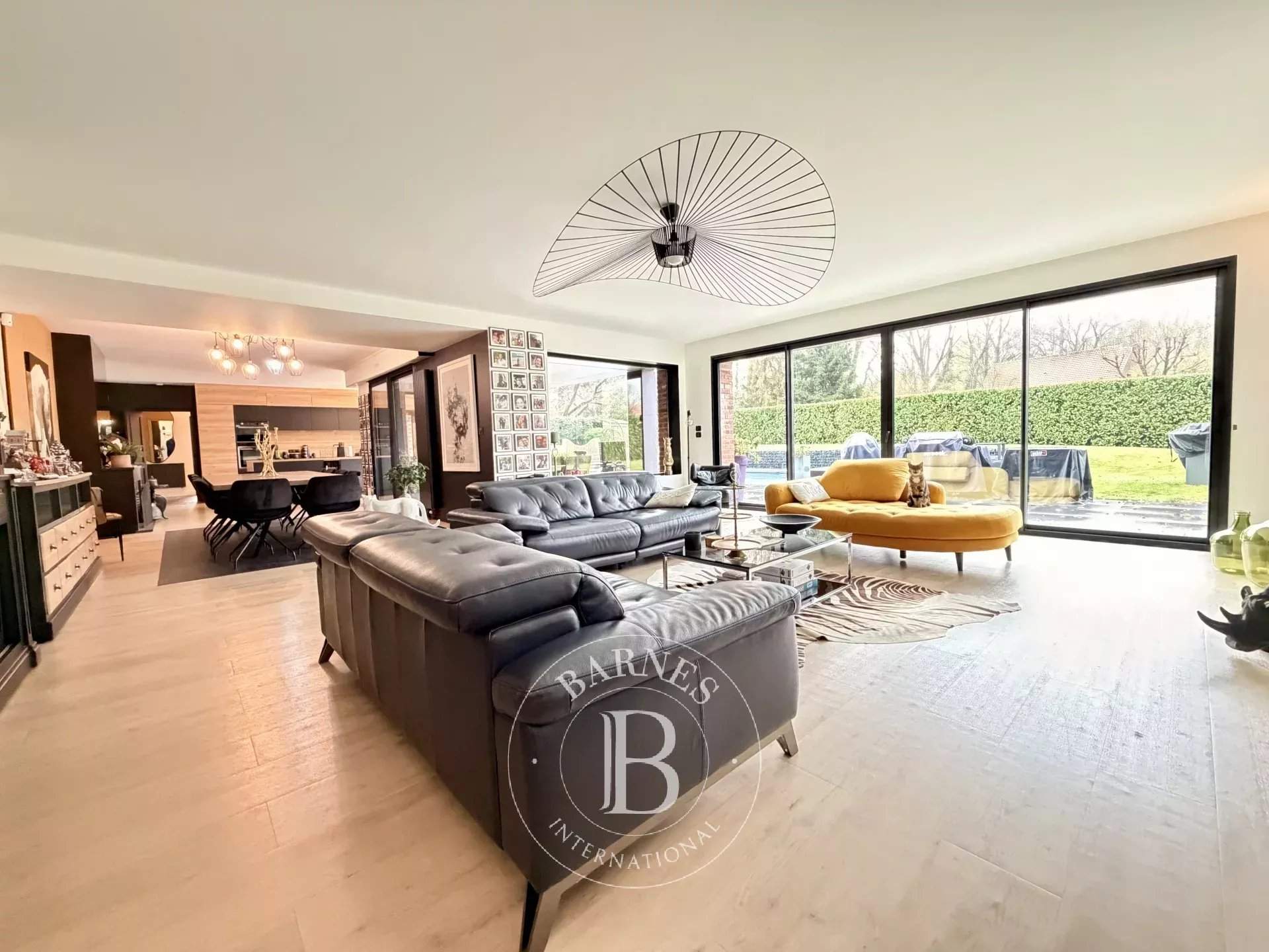 Bondues  - Maison 10 Pièces 5 Chambres - picture 1