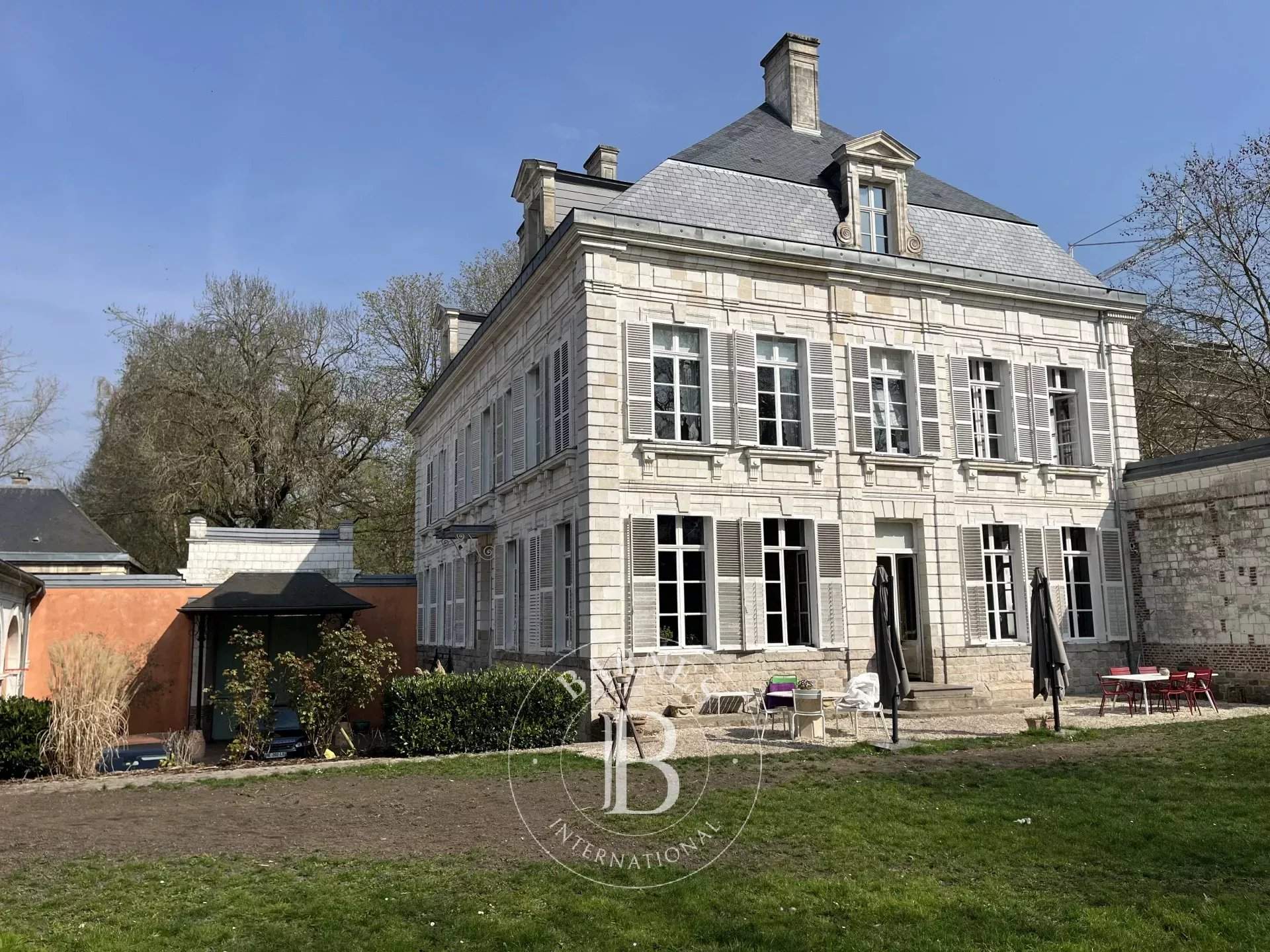 Arras  - Mansion 5 Bedrooms - picture 1