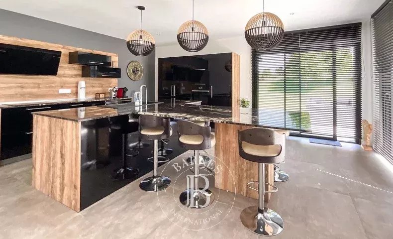 Mérignies  - Maison 6 Pi&egrave;ces 3 Chambres - picture 12