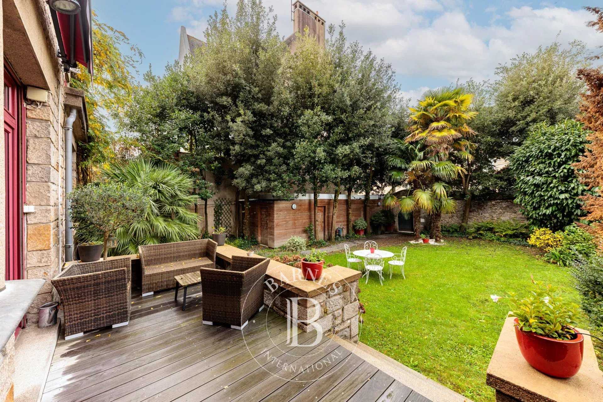 Nantes  - House 5 Bedrooms