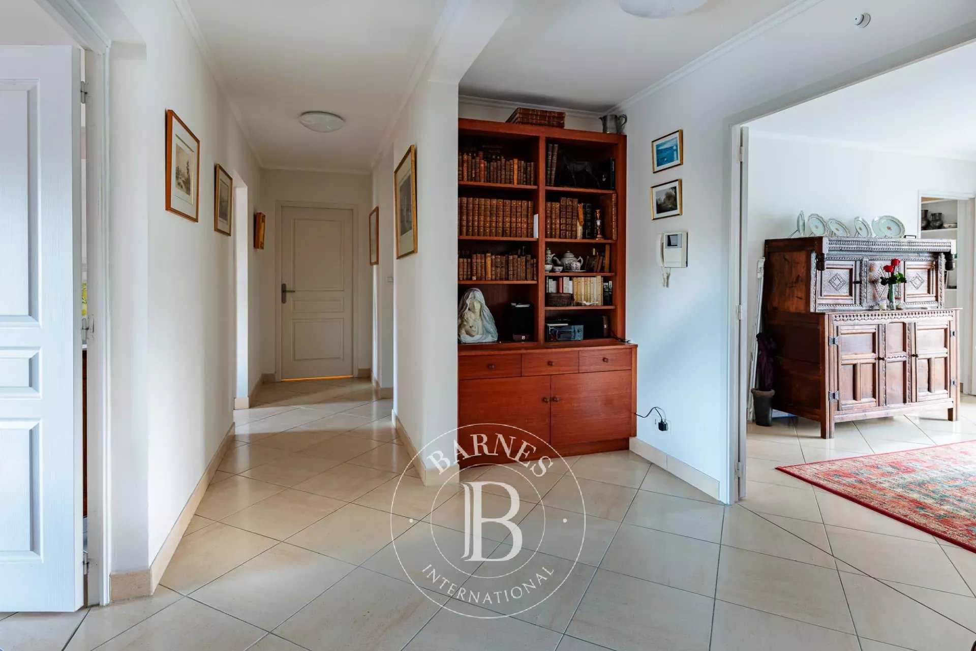 Nantes  - Apartment 4 Bedrooms