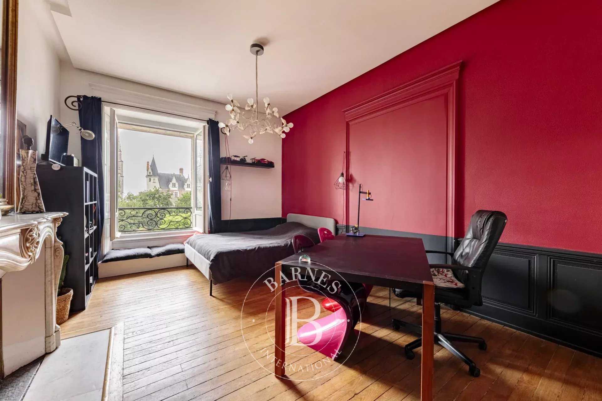 Nantes  - Apartment 5 Bedrooms