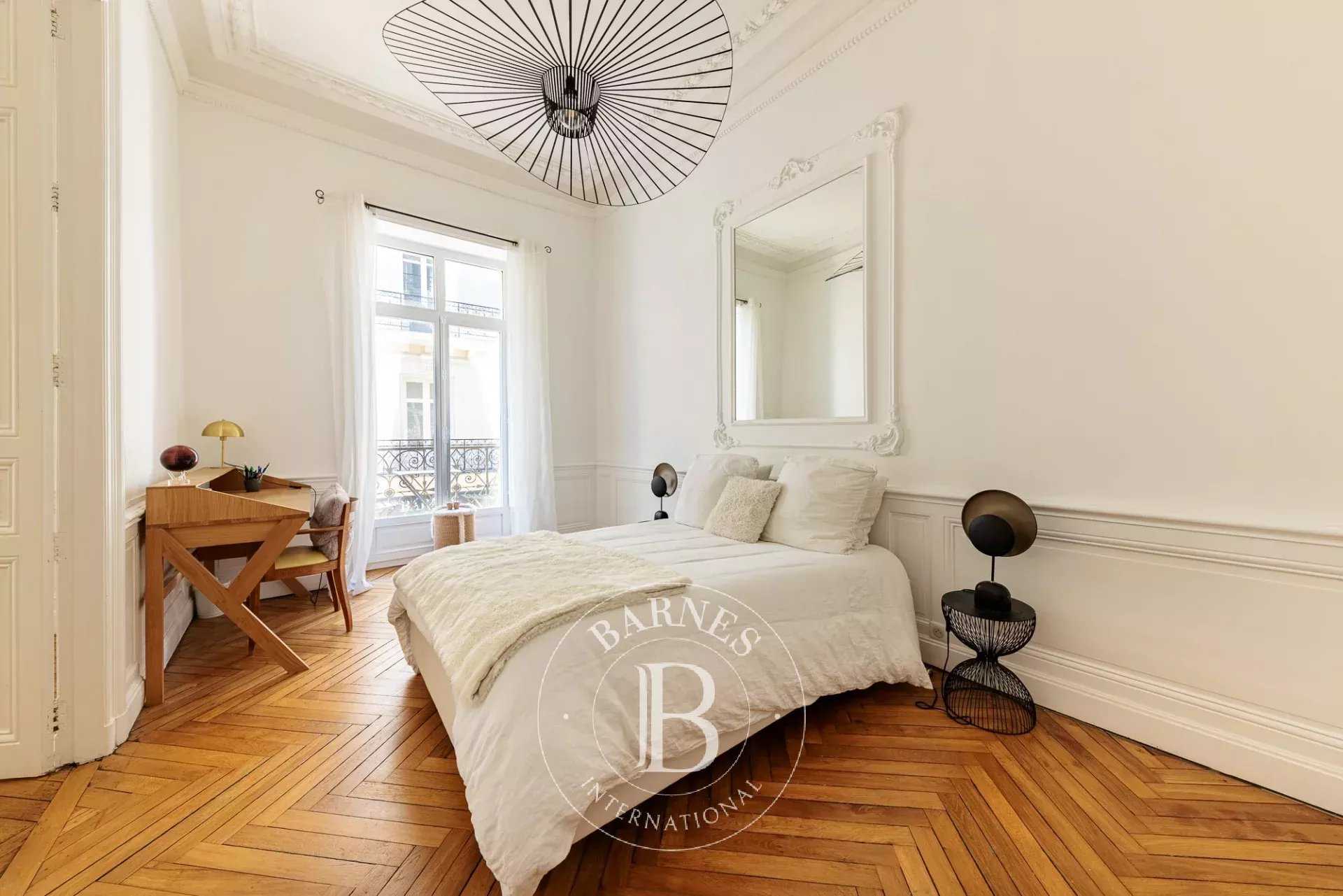 Nantes  - Appartement 5 Pièces 3 Chambres