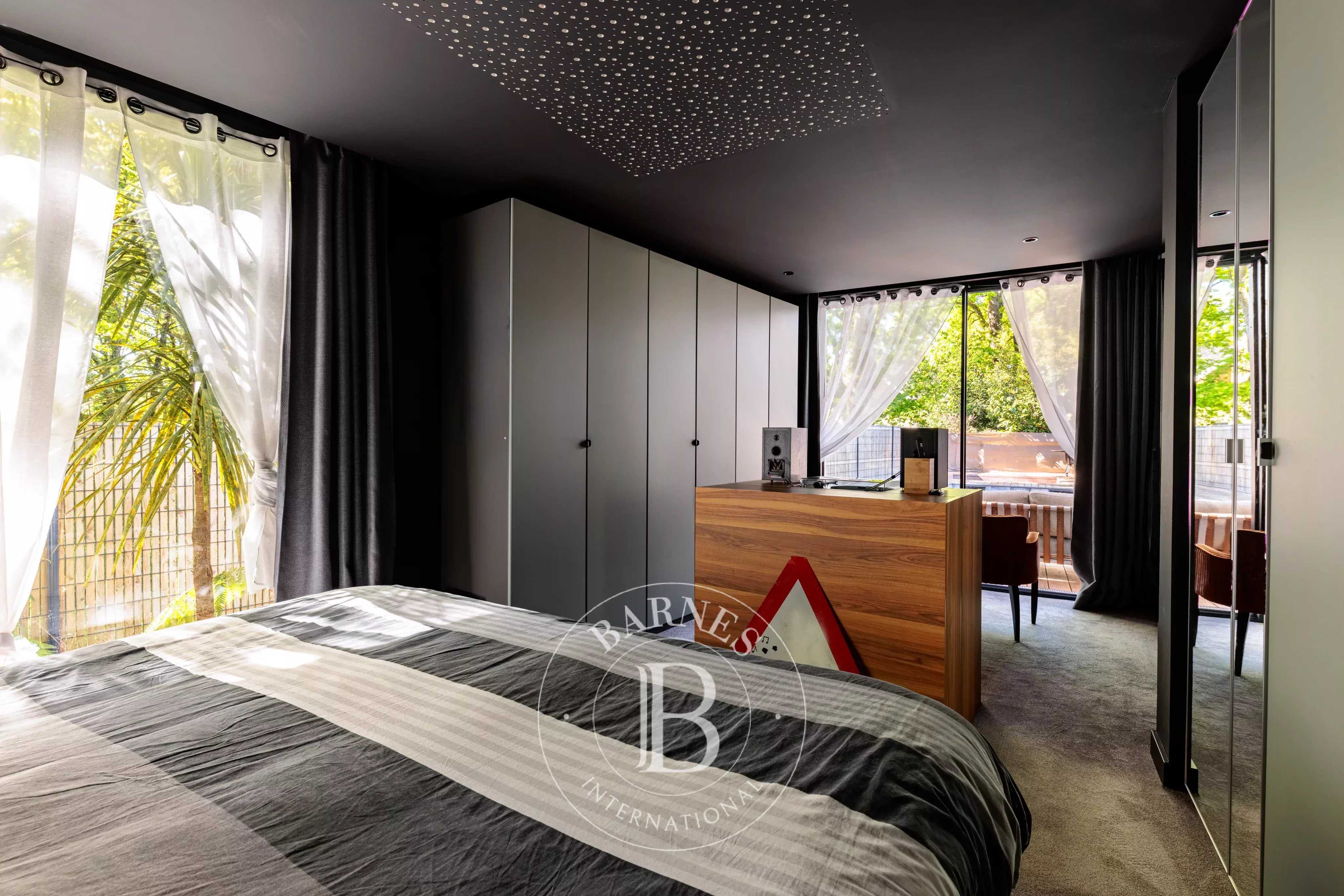 Sucé-sur-Erdre  - Maison 7 Pi&egrave;ces 4 Chambres