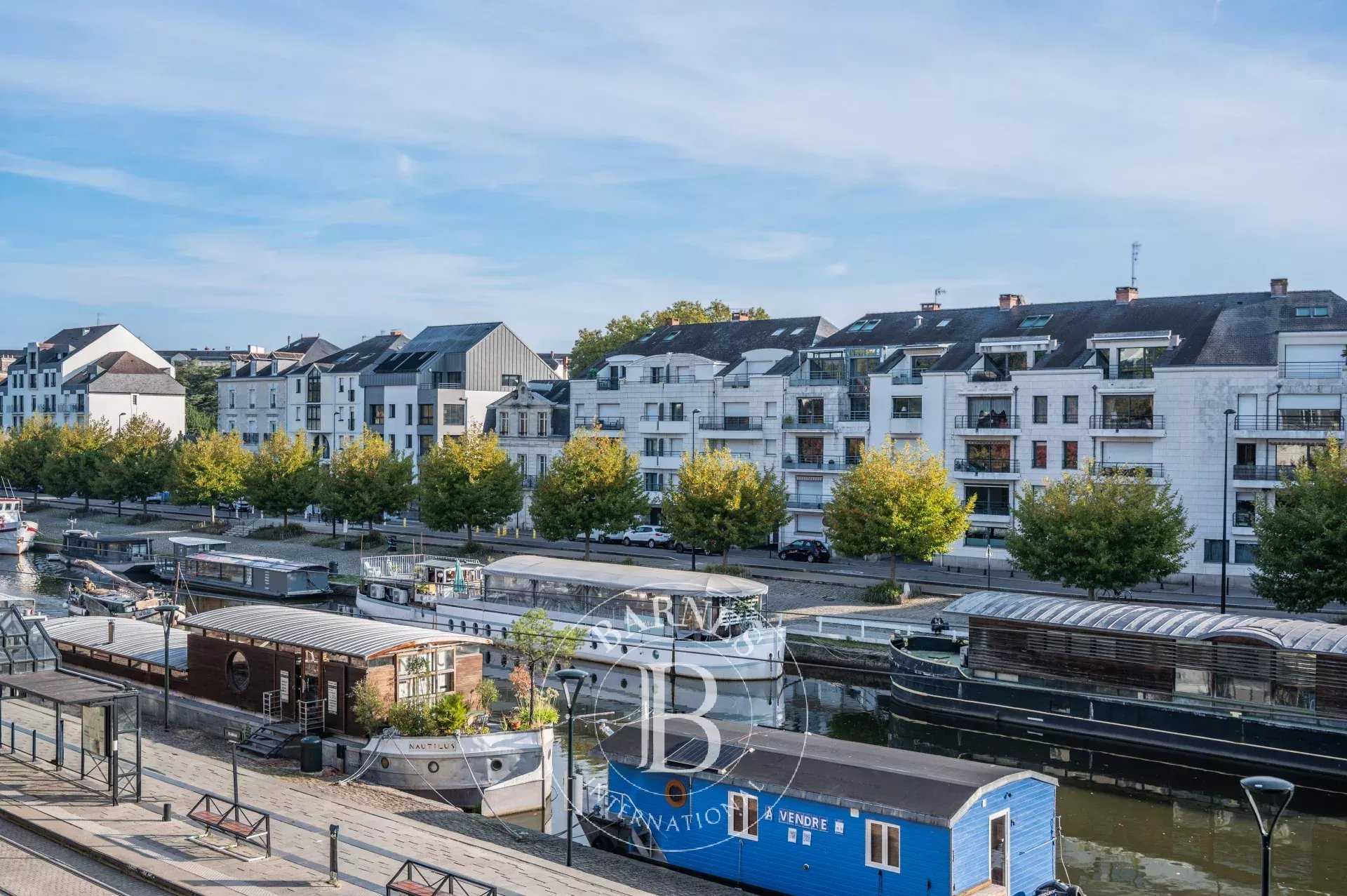 Nantes  - Apartment 3 Bedrooms