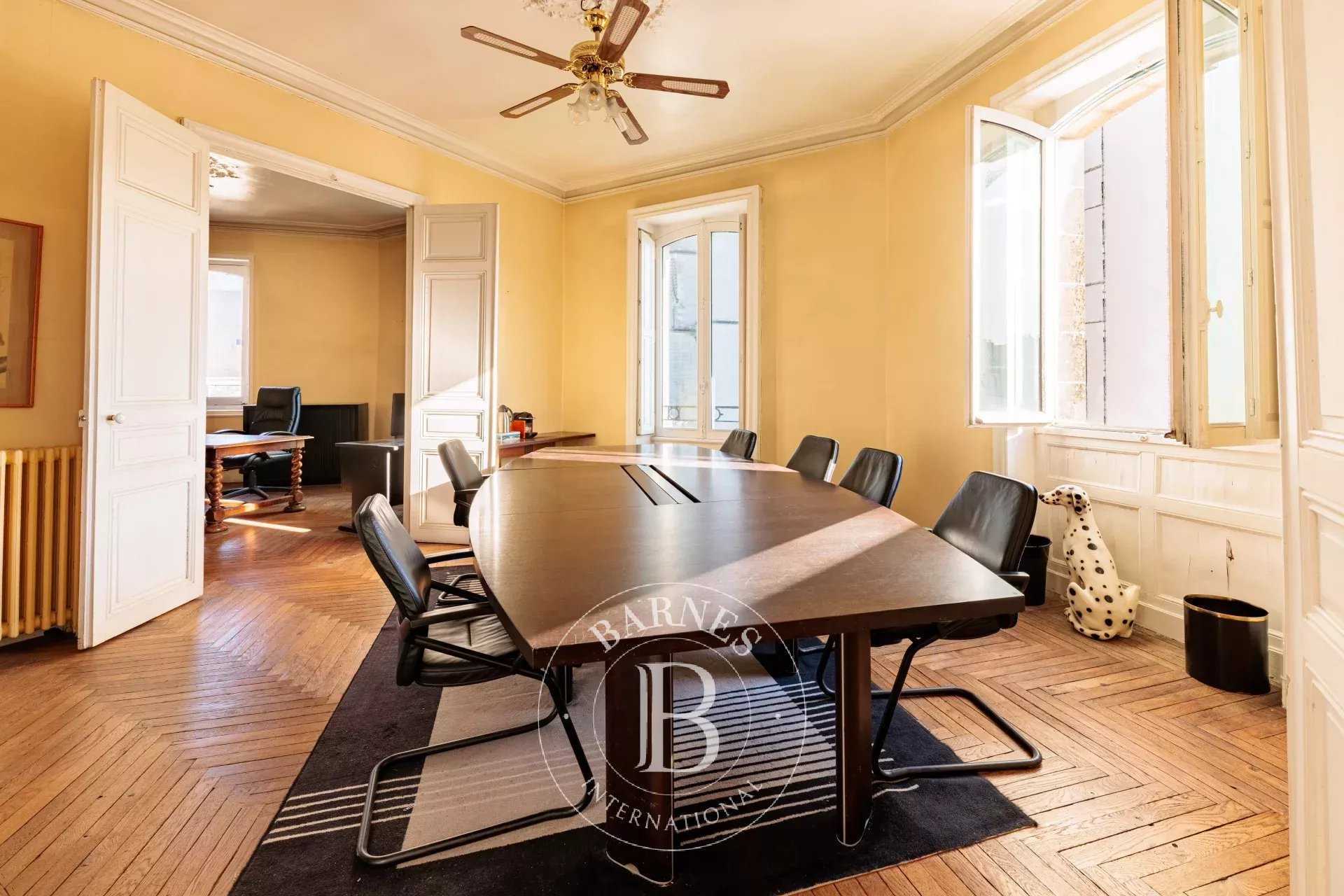 Nantes  - Oficinas 7 Cuartos