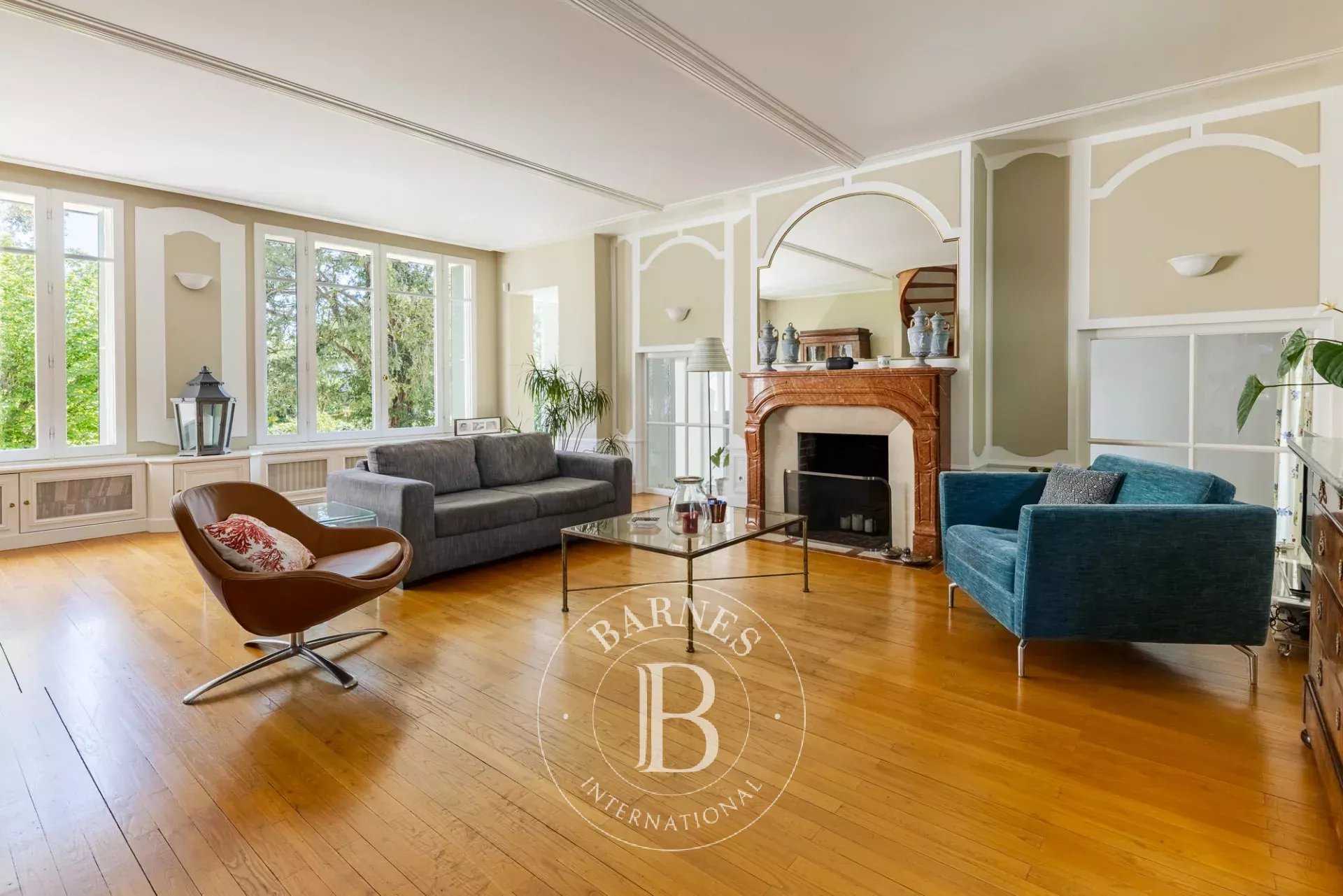 Nantes  - House 5 Bedrooms