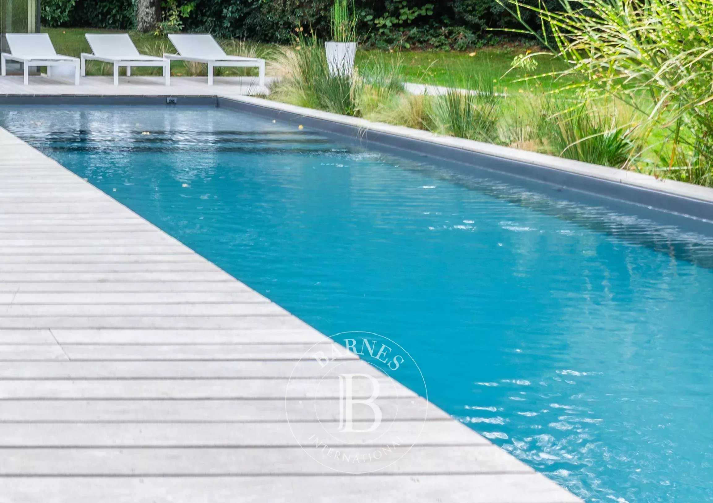 Nantes  - Maison 7 Pi&egrave;ces 4 Chambres