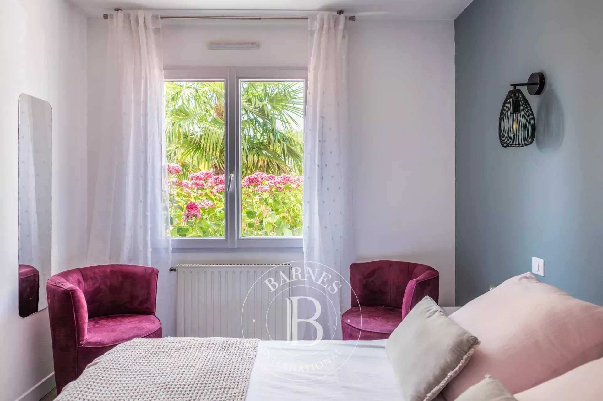 Haute-Goulaine  - Maison 7 Pi&egrave;ces 5 Chambres