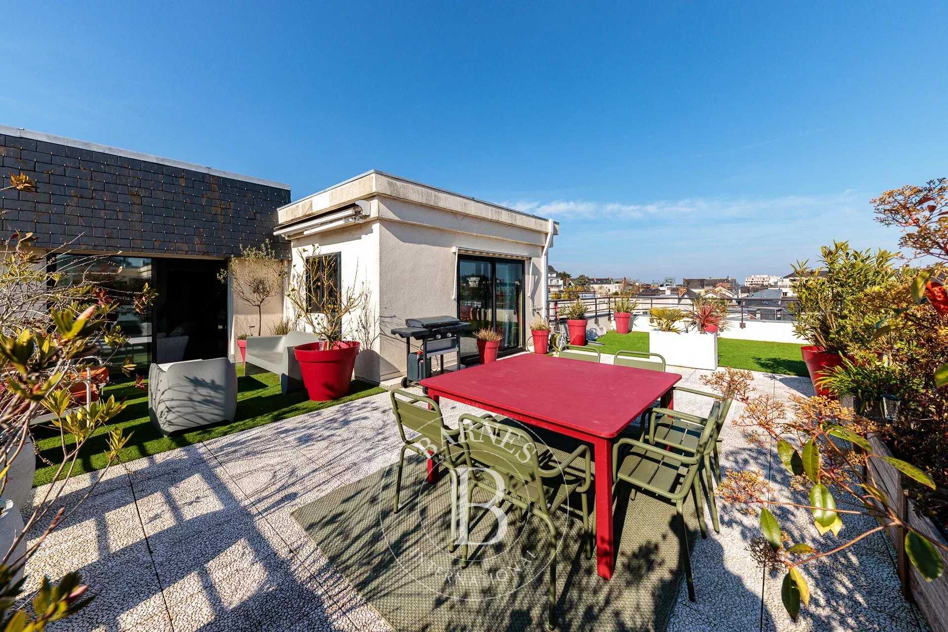 Nantes  - Appartement 5 Pi&egrave;ces 3 Chambres