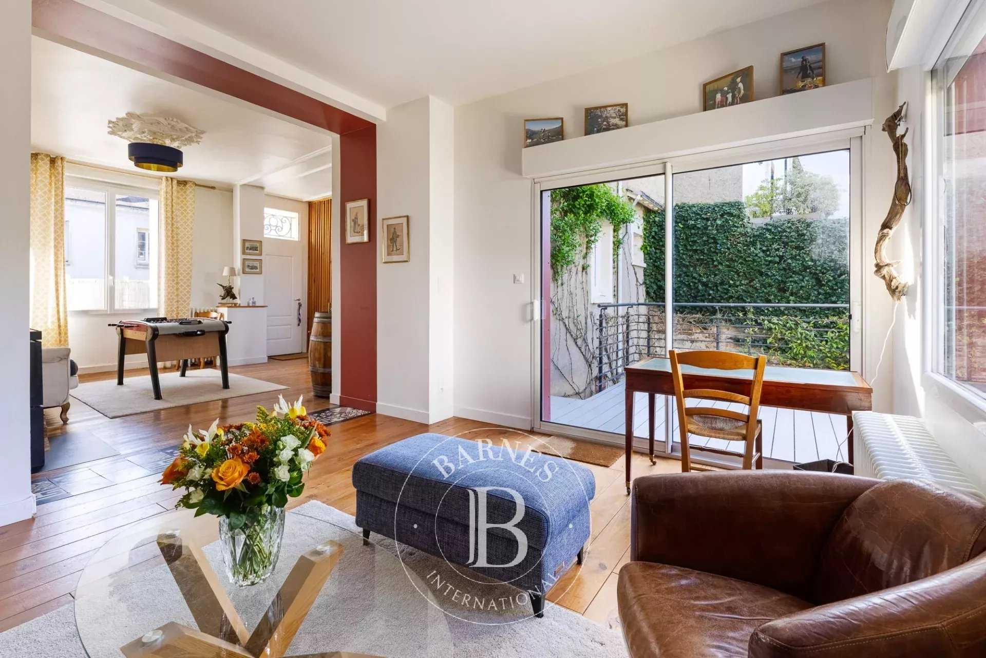 Nantes  - House 5 Bedrooms