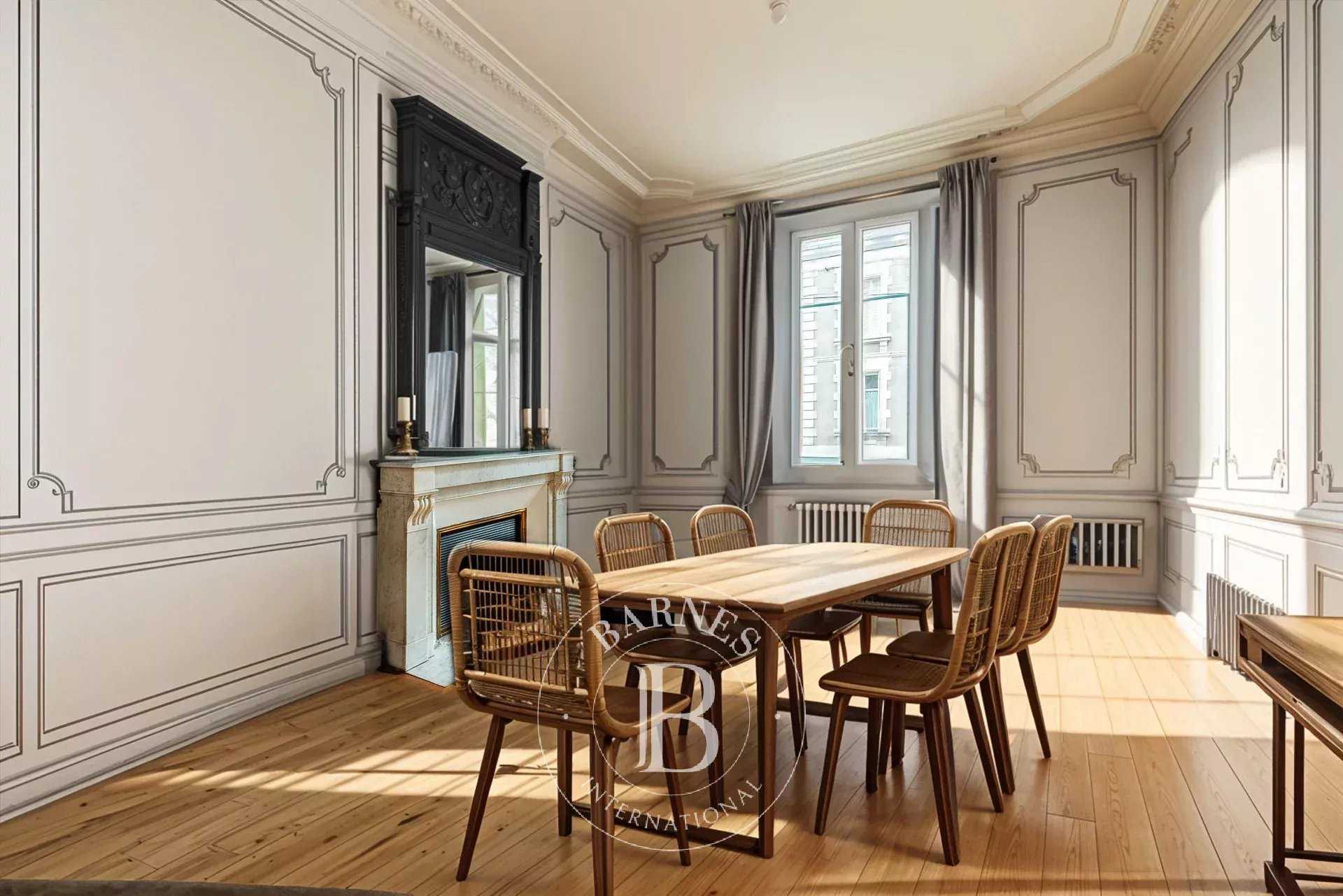 Nantes  - Maison 8 Pièces 5 Chambres