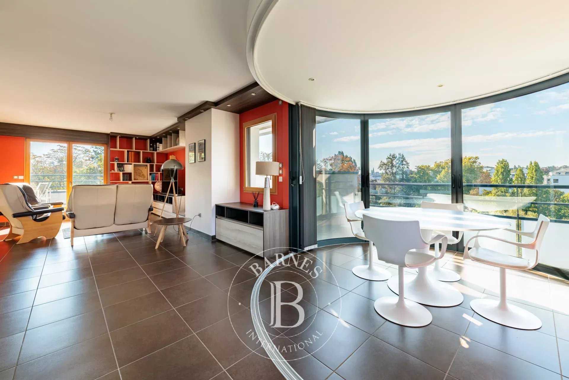 Nantes  - Piso 5 Cuartos 4 Habitaciones