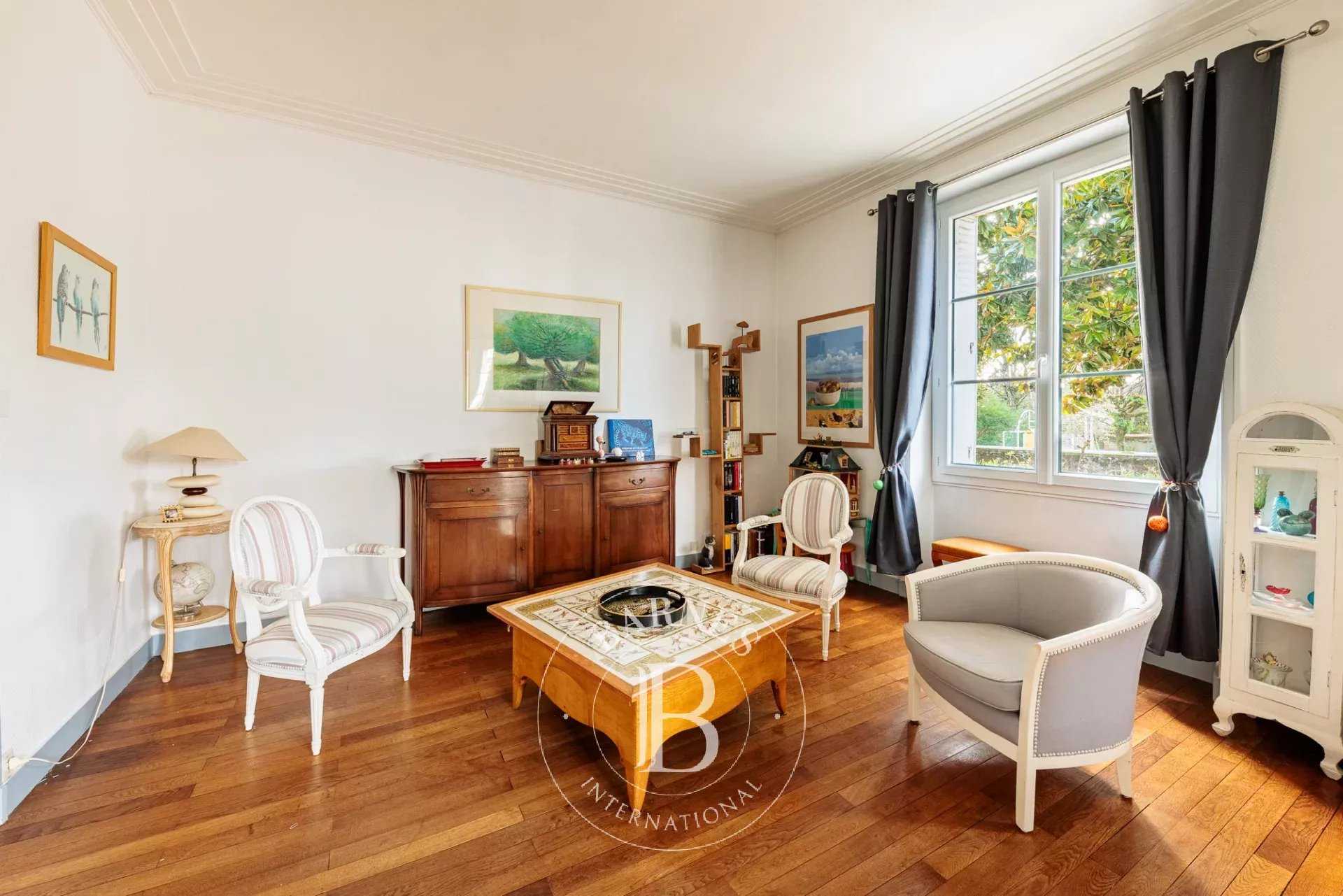 Nantes  - House 4 Bedrooms