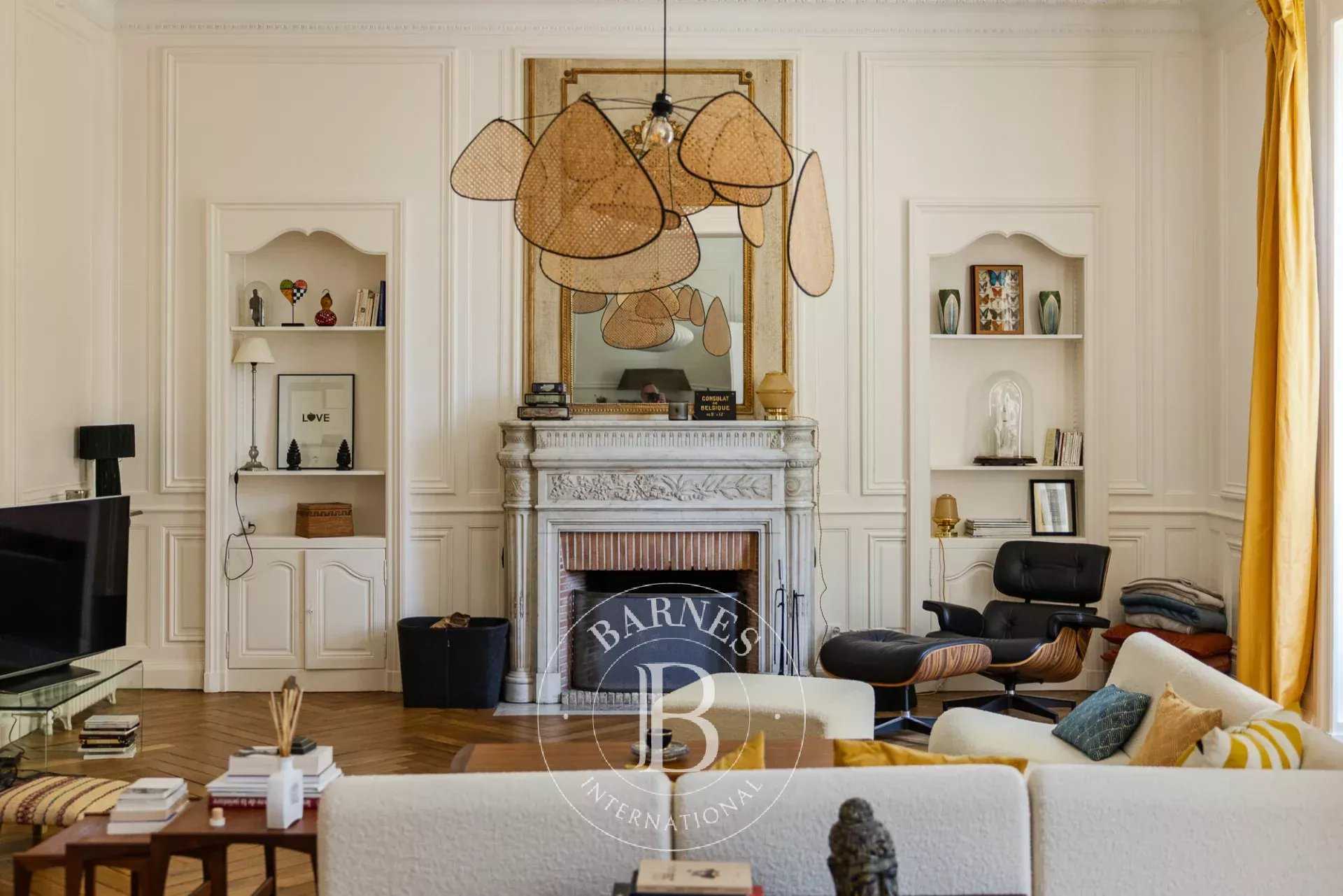 Nantes  - House 7 Bedrooms