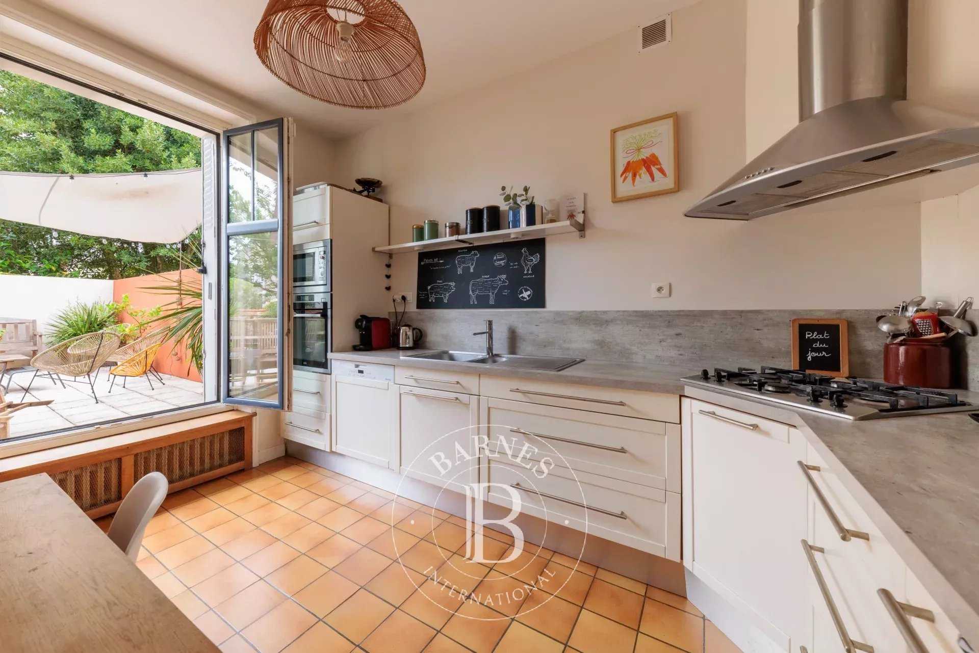 Nantes  - House 4 Bedrooms