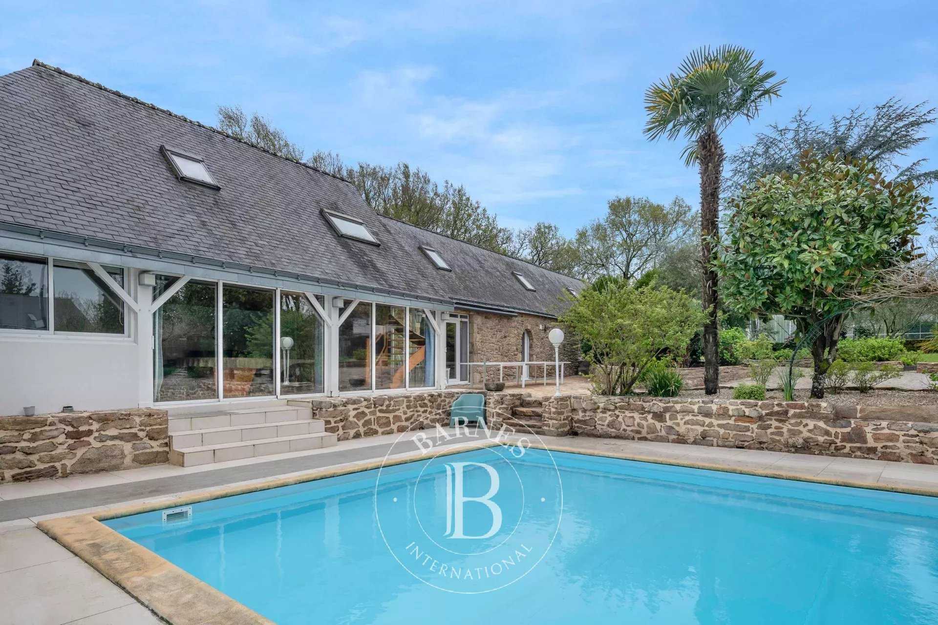 Maison Saint-Lyphard  -  ref 84216220 (picture 1)