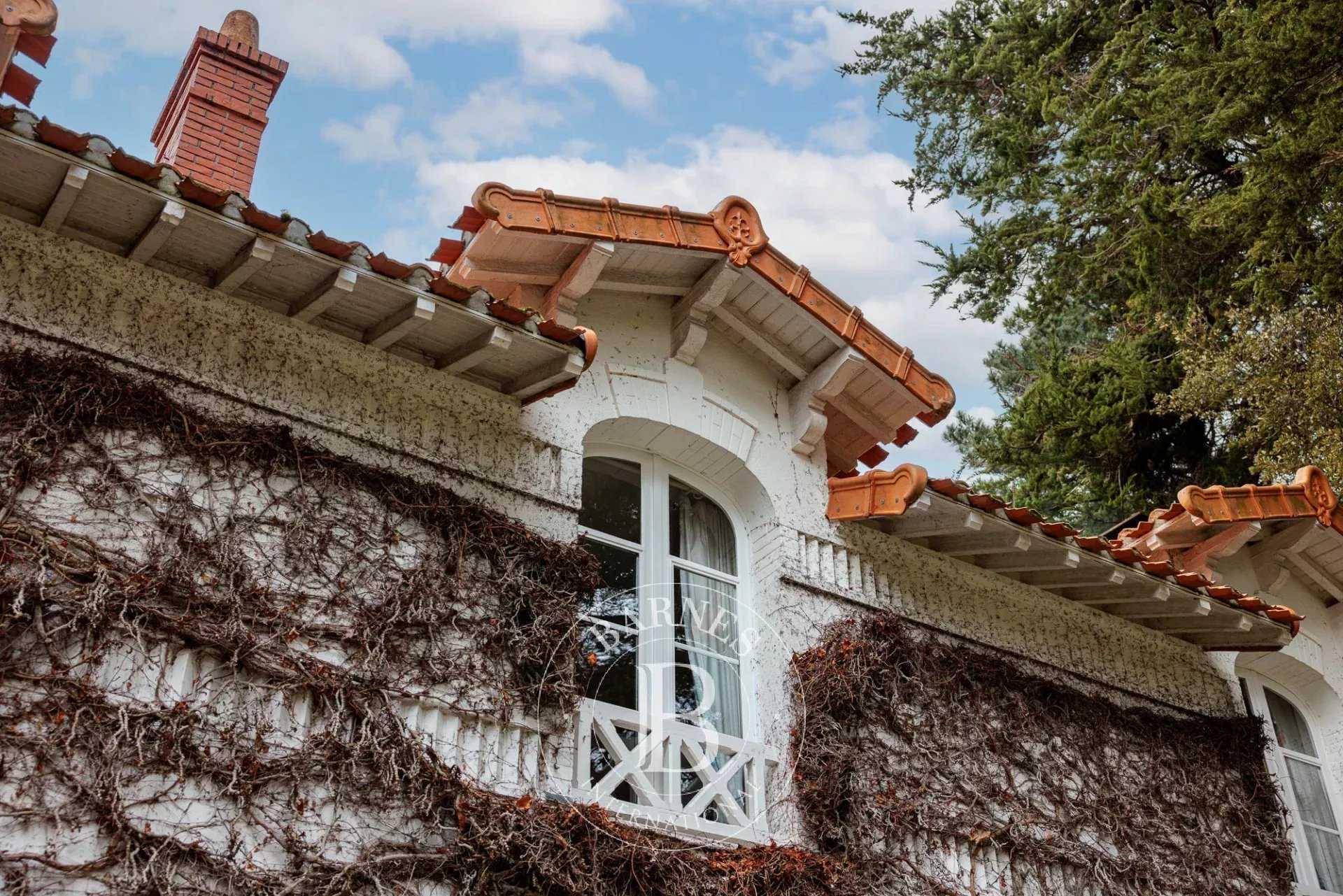 Villa Pornic  -  ref 85677128 (picture 1)