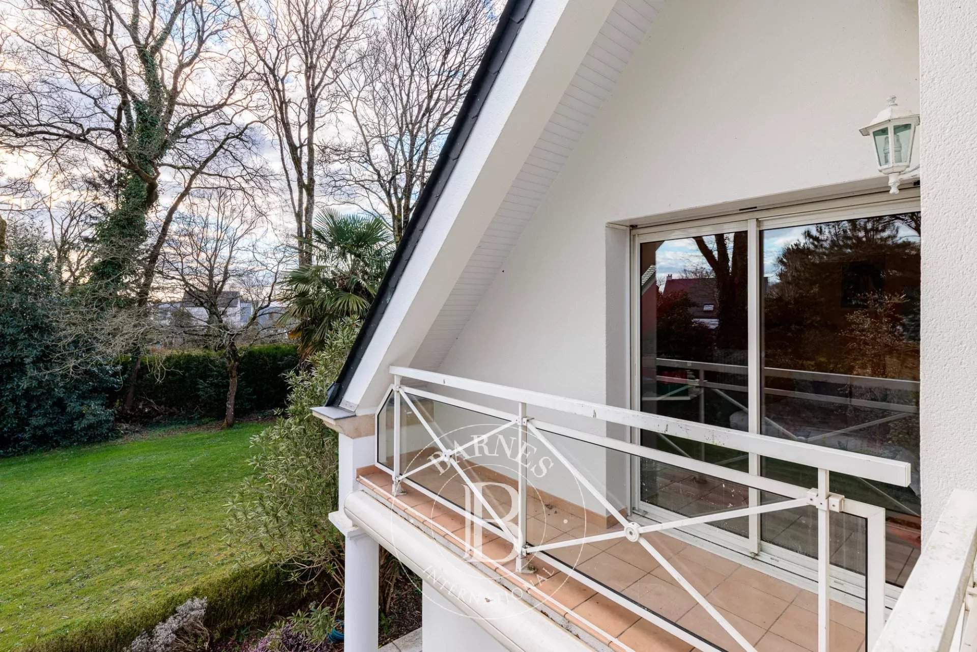 La Chapelle-sur-Erdre  - House 5 Bedrooms - picture 2