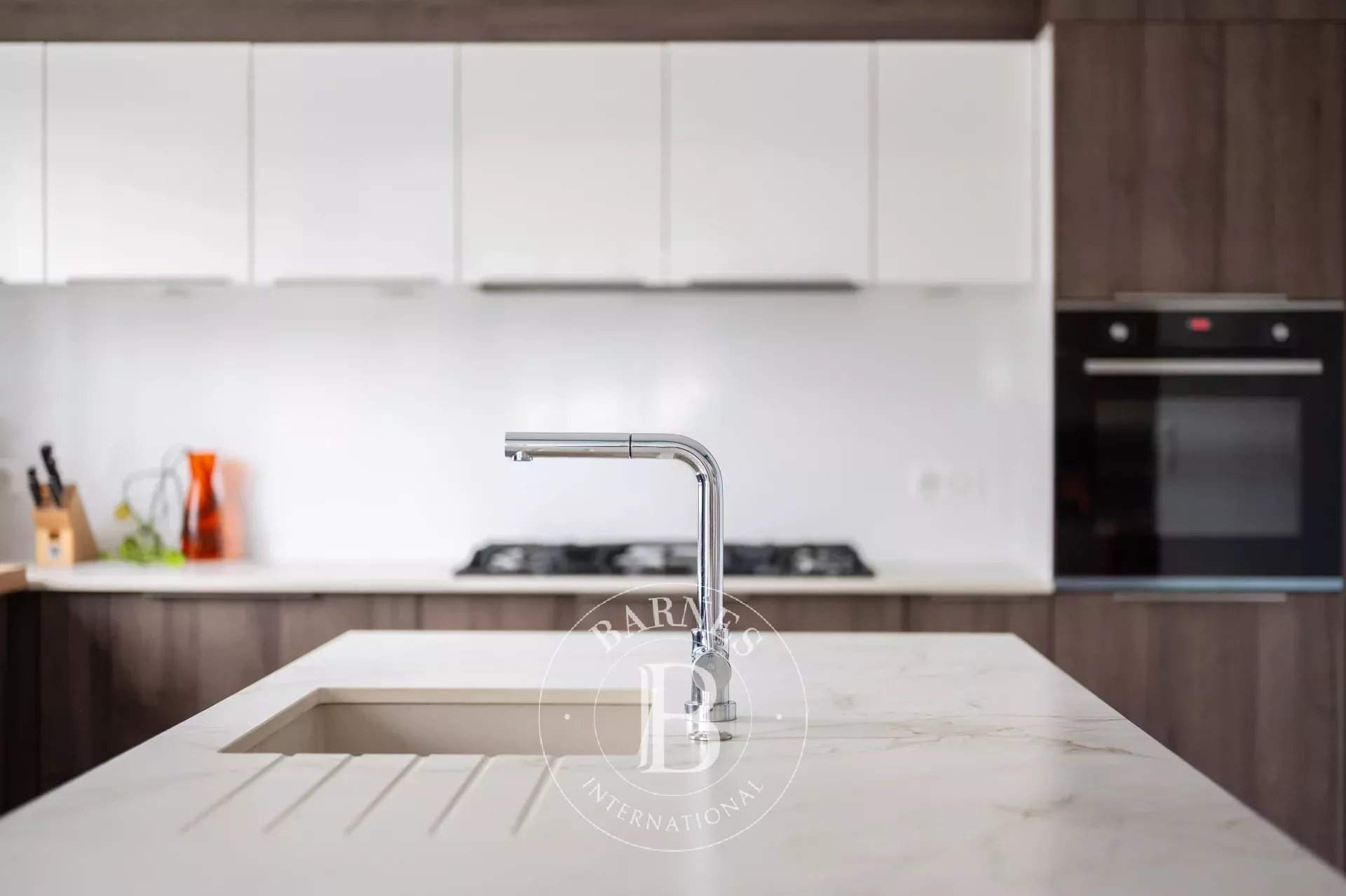 Orvault  - Maison 7 Pi&egrave;ces 5 Chambres - picture 7