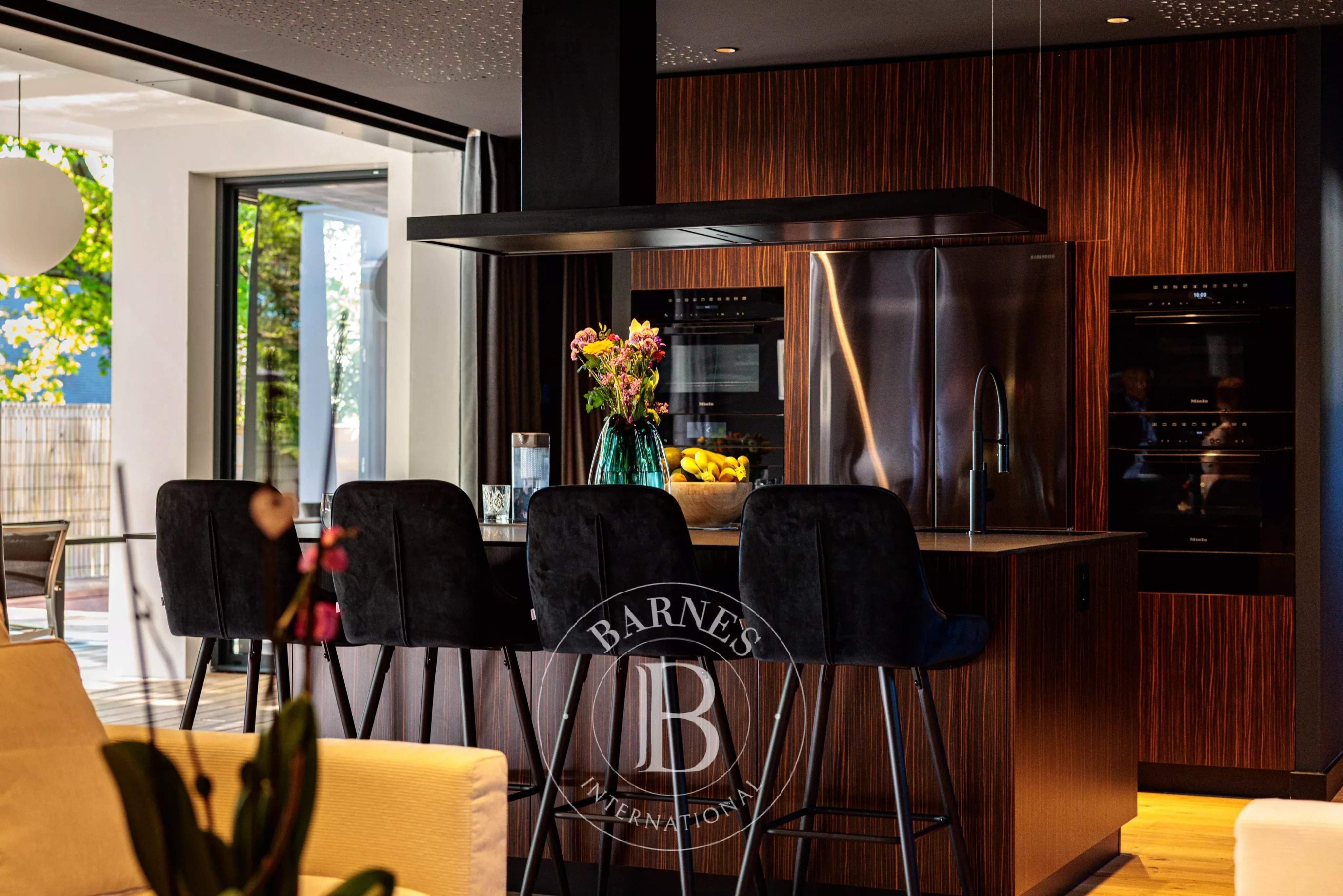 Sucé-sur-Erdre  - Maison 7 Pi&egrave;ces 4 Chambres - picture 3