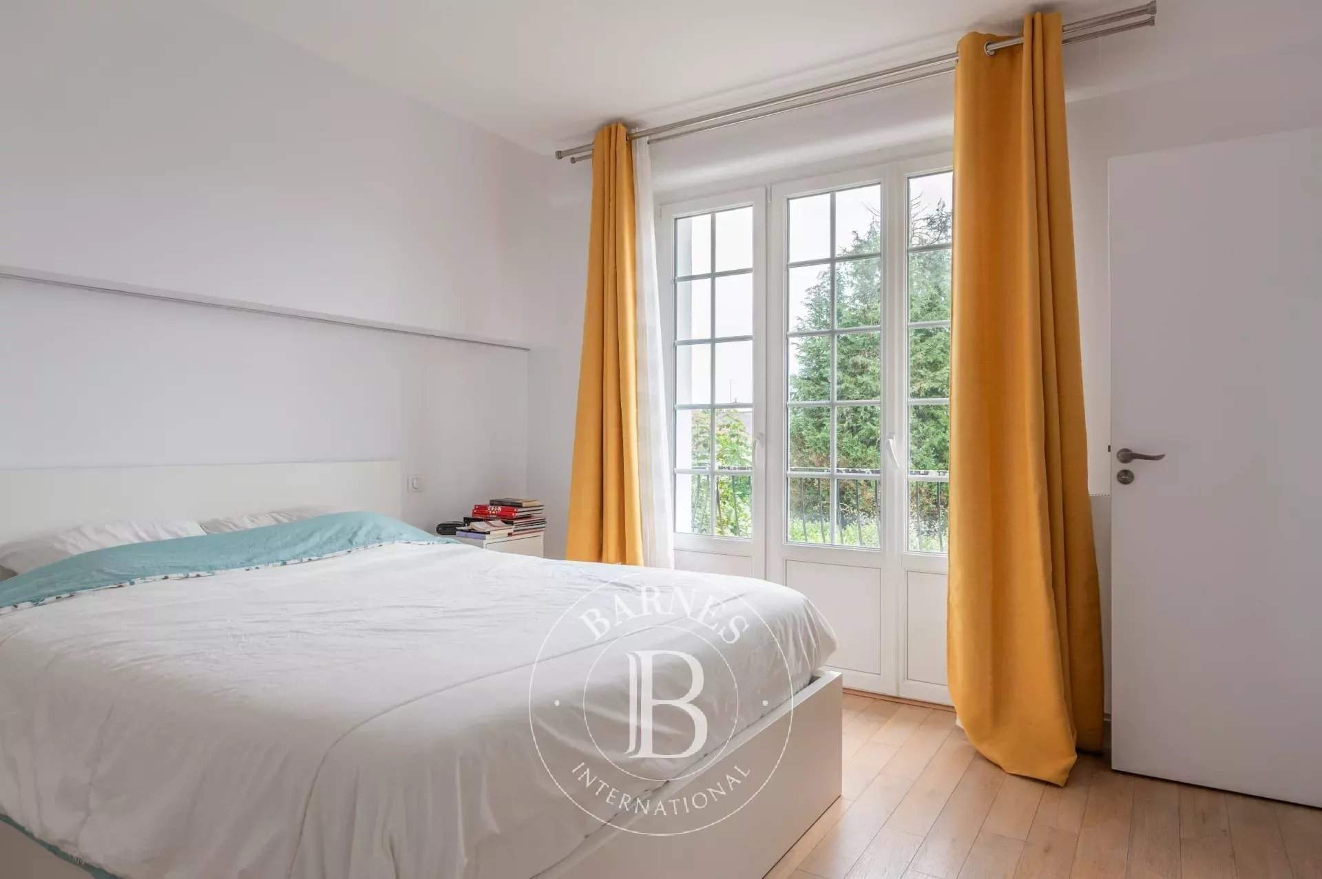 Orvault  - Maison 7 Pi&egrave;ces 5 Chambres - picture 4