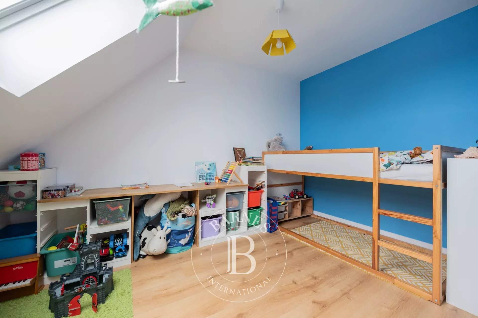 Orvault  - Maison 7 Pi&egrave;ces 5 Chambres - picture 11