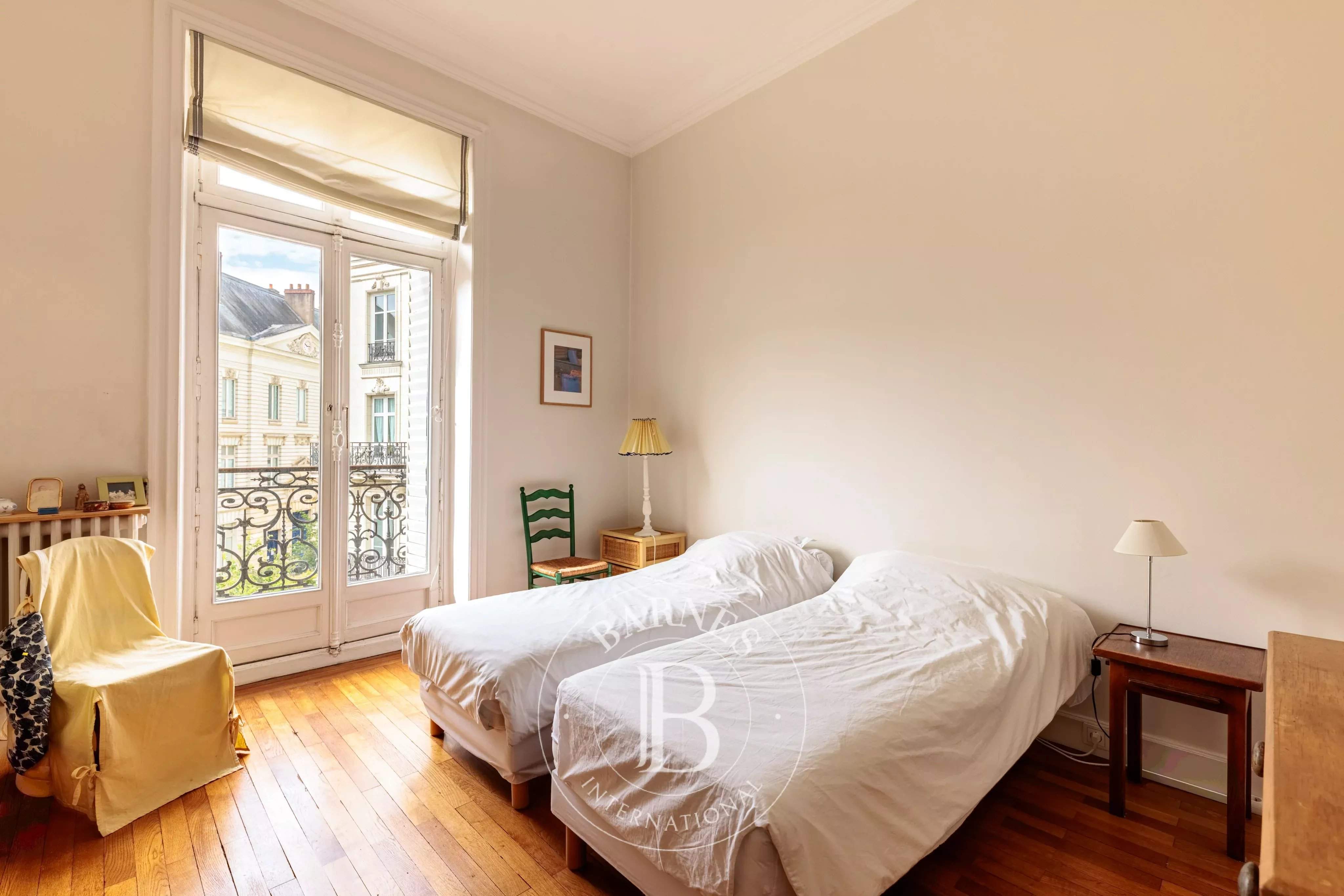 Nantes  - Appartement 8 Pi&egrave;ces 5 Chambres - picture 7