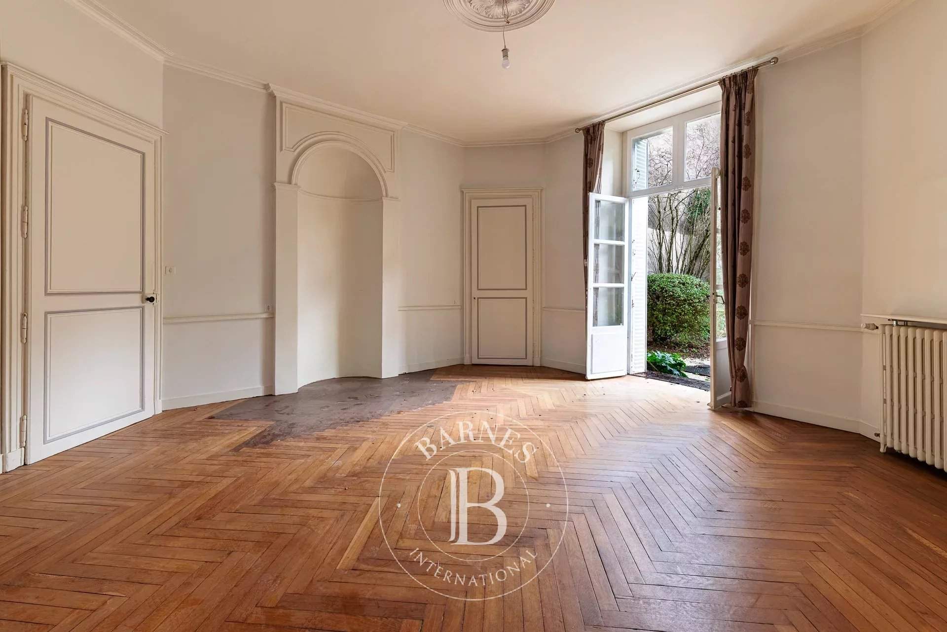 Nantes  - Immeuble 40 Pi&egrave;ces - picture 2