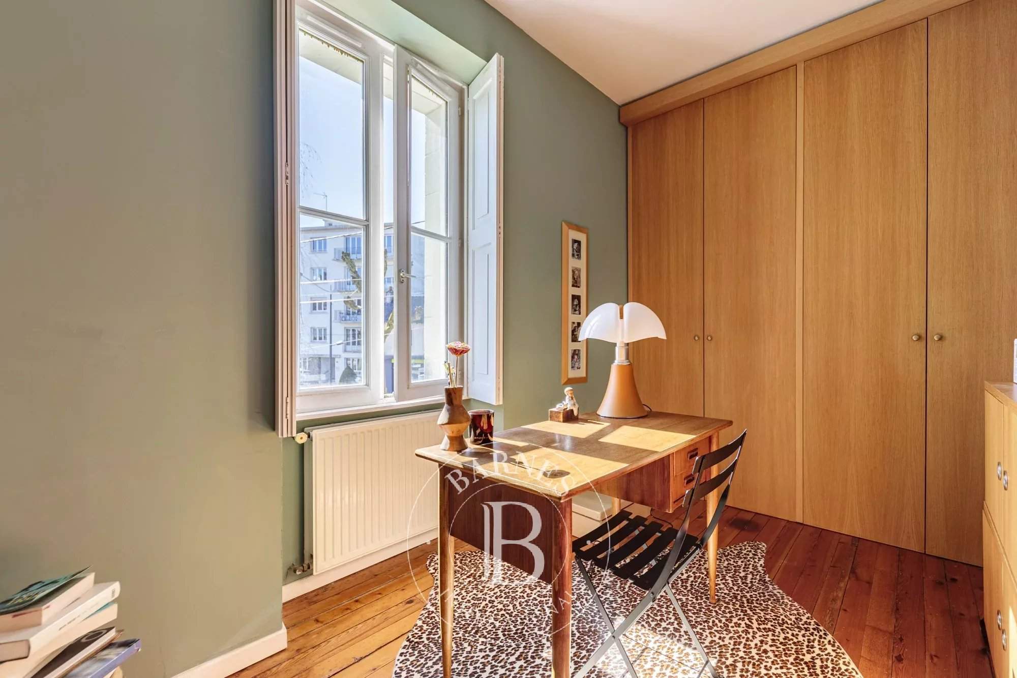 Nantes  - Maison 6 Pi&egrave;ces 5 Chambres - picture 9