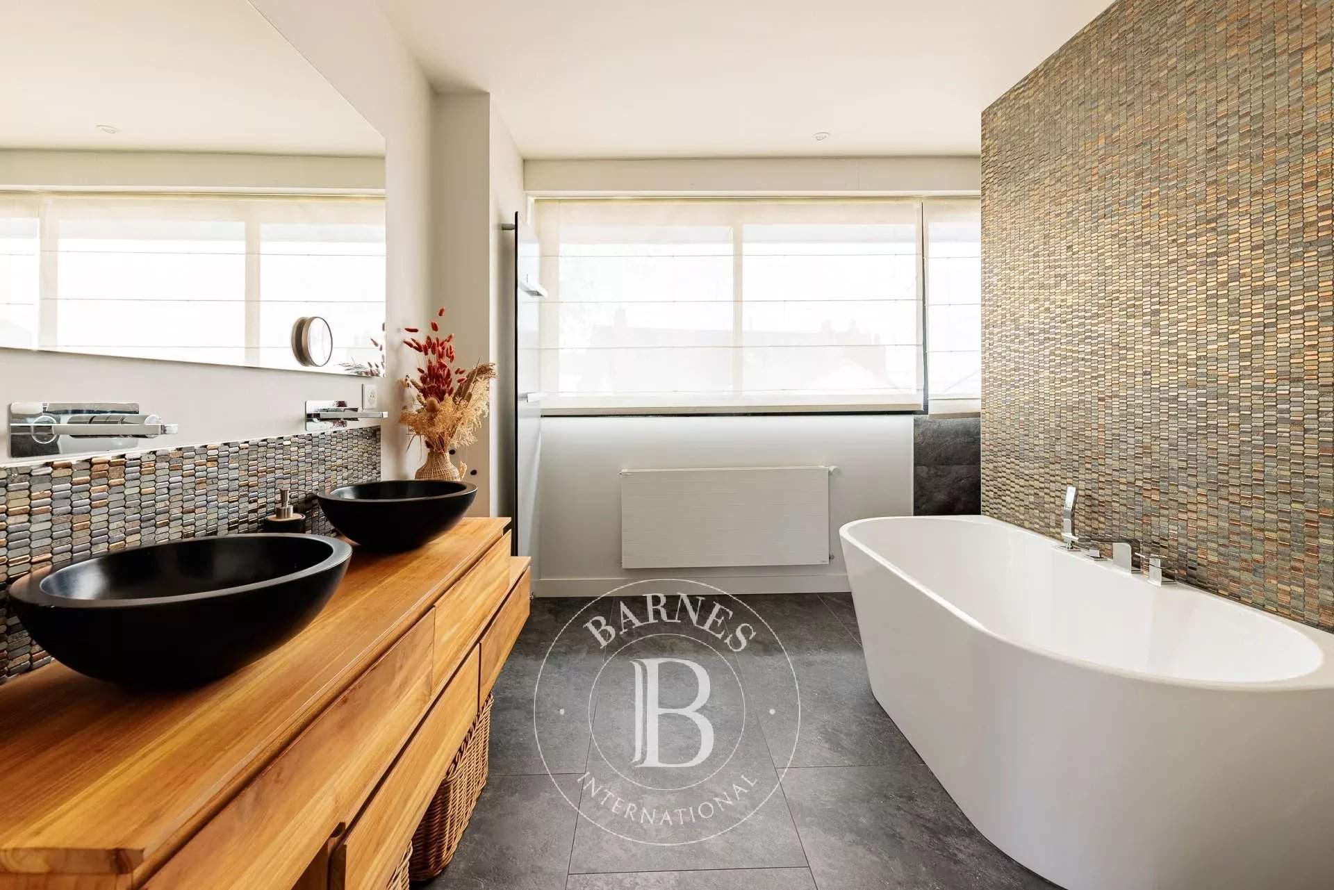 Nantes  - Maison 6 Pi&egrave;ces 4 Chambres - picture 13