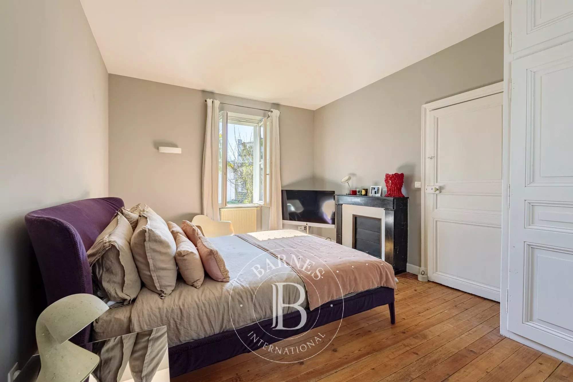 Nantes  - Maison 6 Pi&egrave;ces 5 Chambres - picture 8