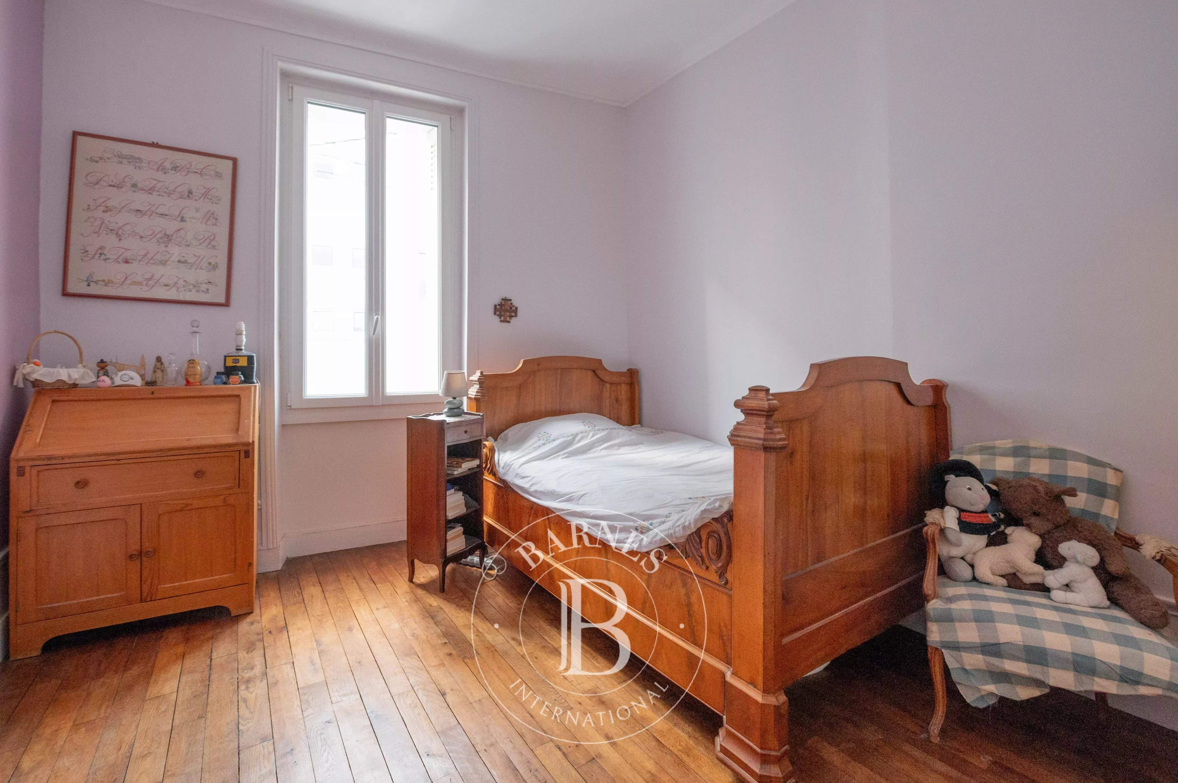 Nantes  - Maison 5 Pi&egrave;ces 4 Chambres - picture 8