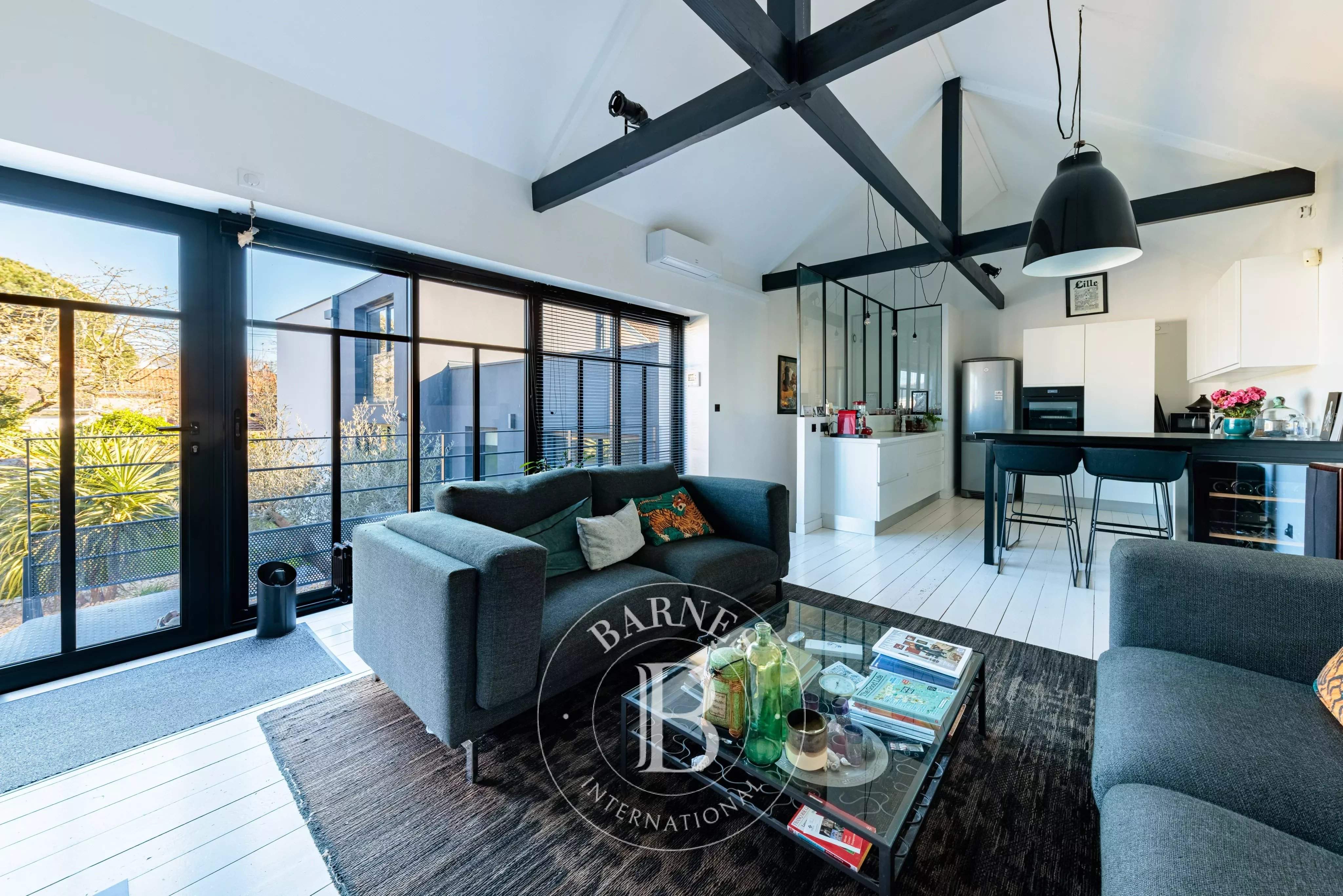 Nantes  - Maison 7 Pi&egrave;ces 4 Chambres - picture 3