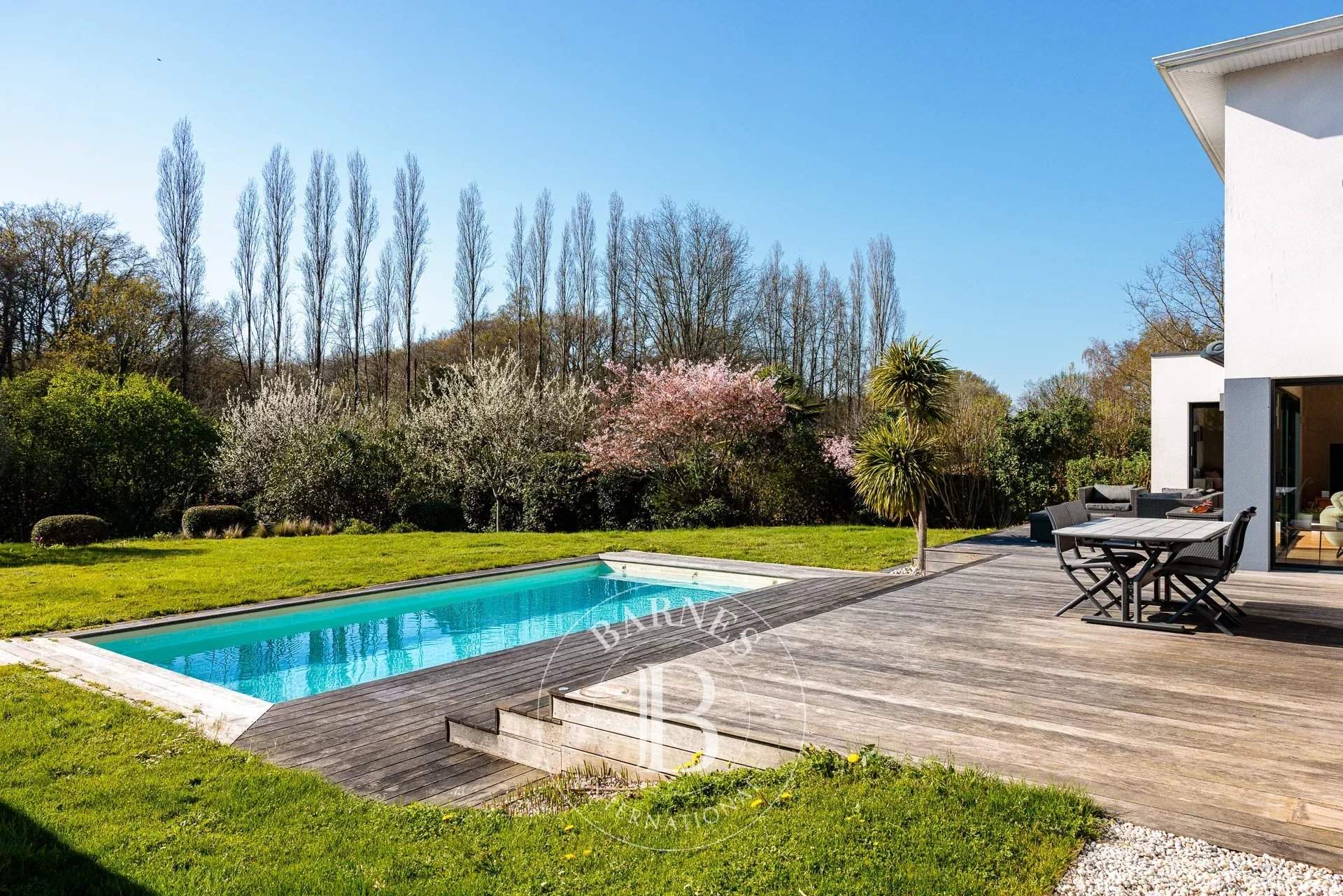 Carquefou  - Maison 8 Pi&egrave;ces 7 Chambres - picture 8