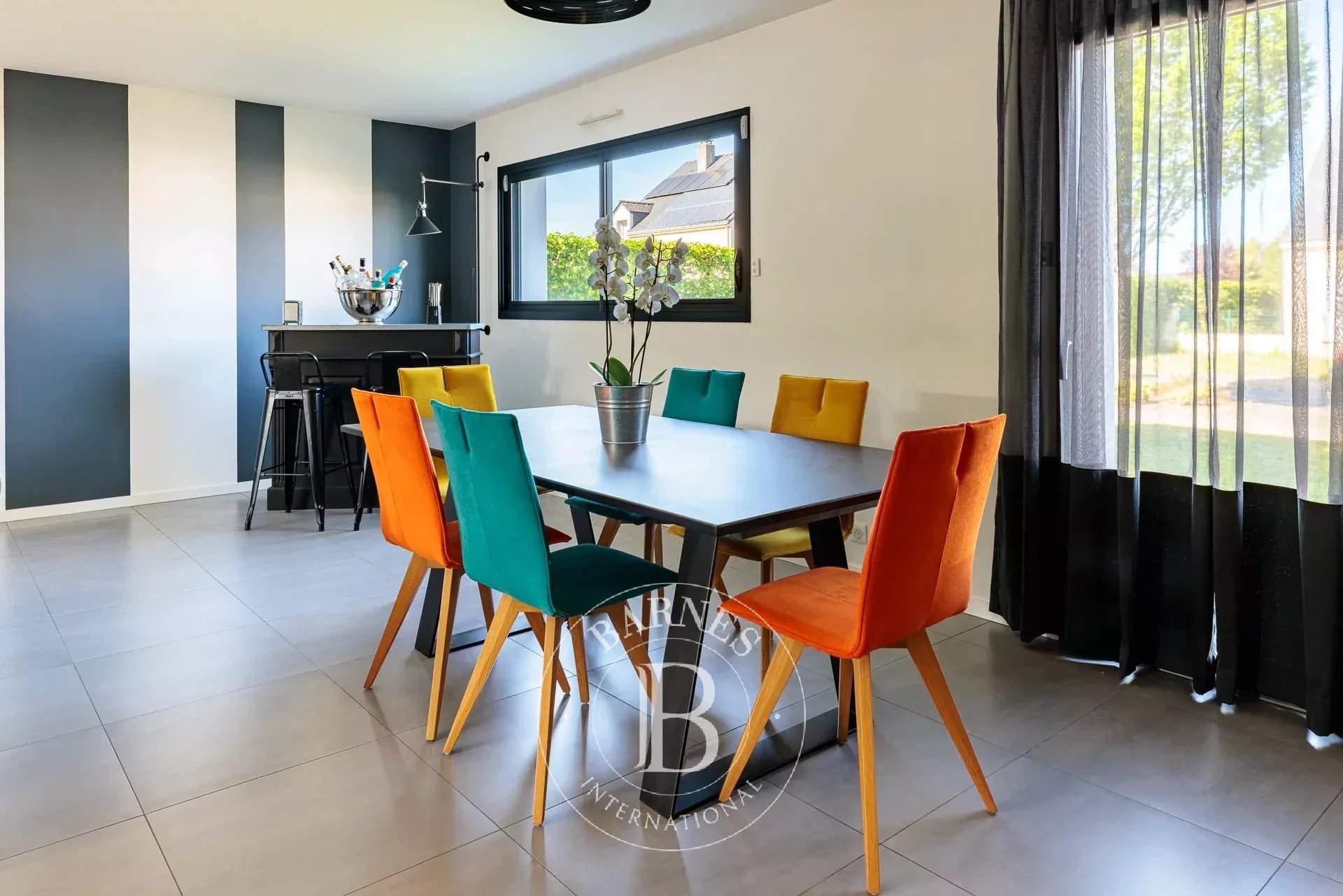 Nantes  - Maison 9 Pi&egrave;ces 6 Chambres - picture 6