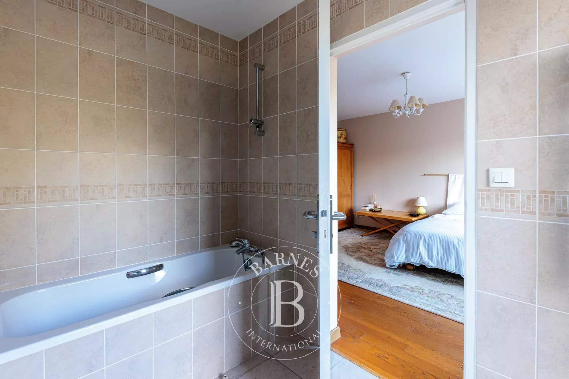 Nantes  - Apartment 4 Bedrooms - picture 9