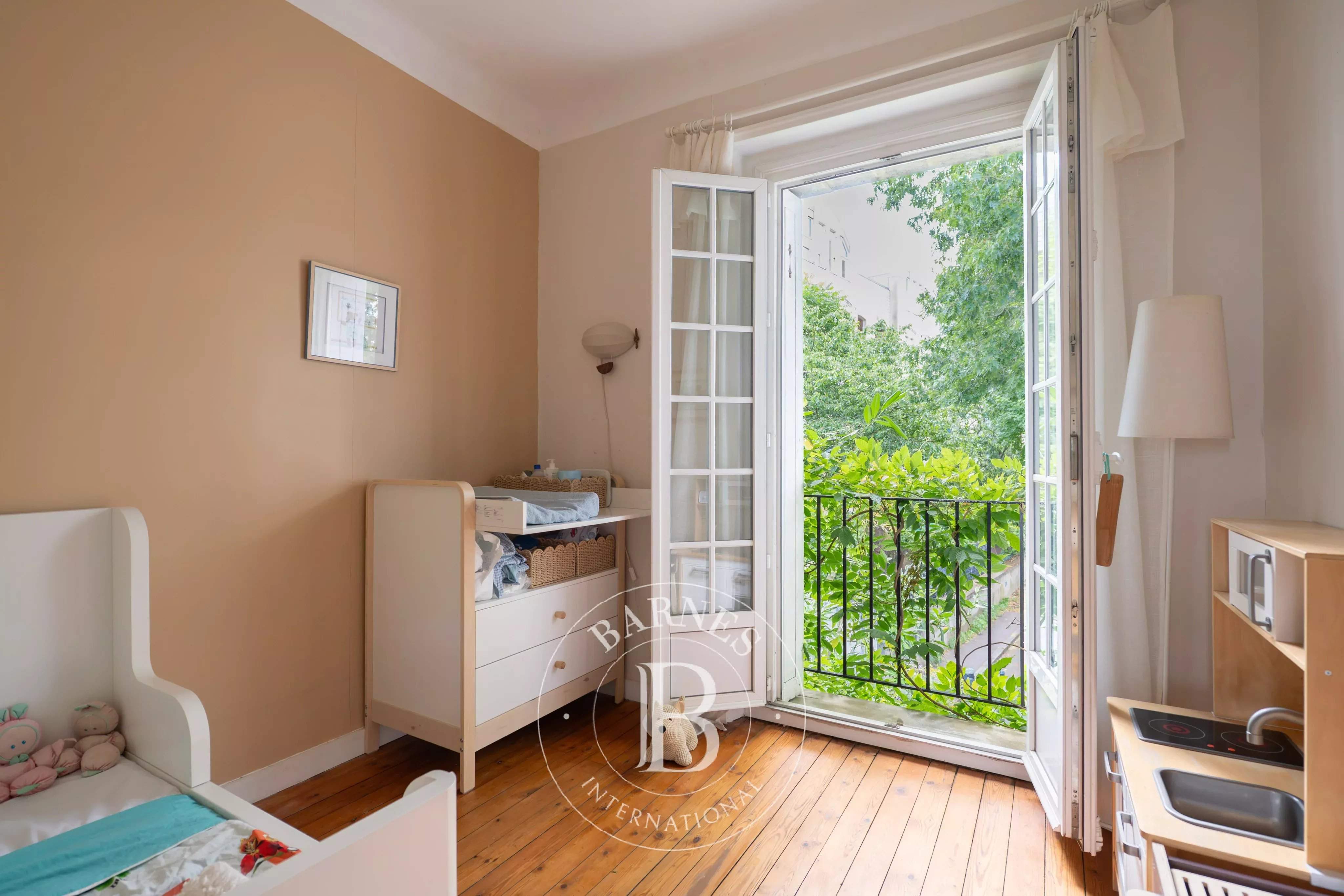 Nantes  - Maison 6 Pi&egrave;ces 5 Chambres - picture 7