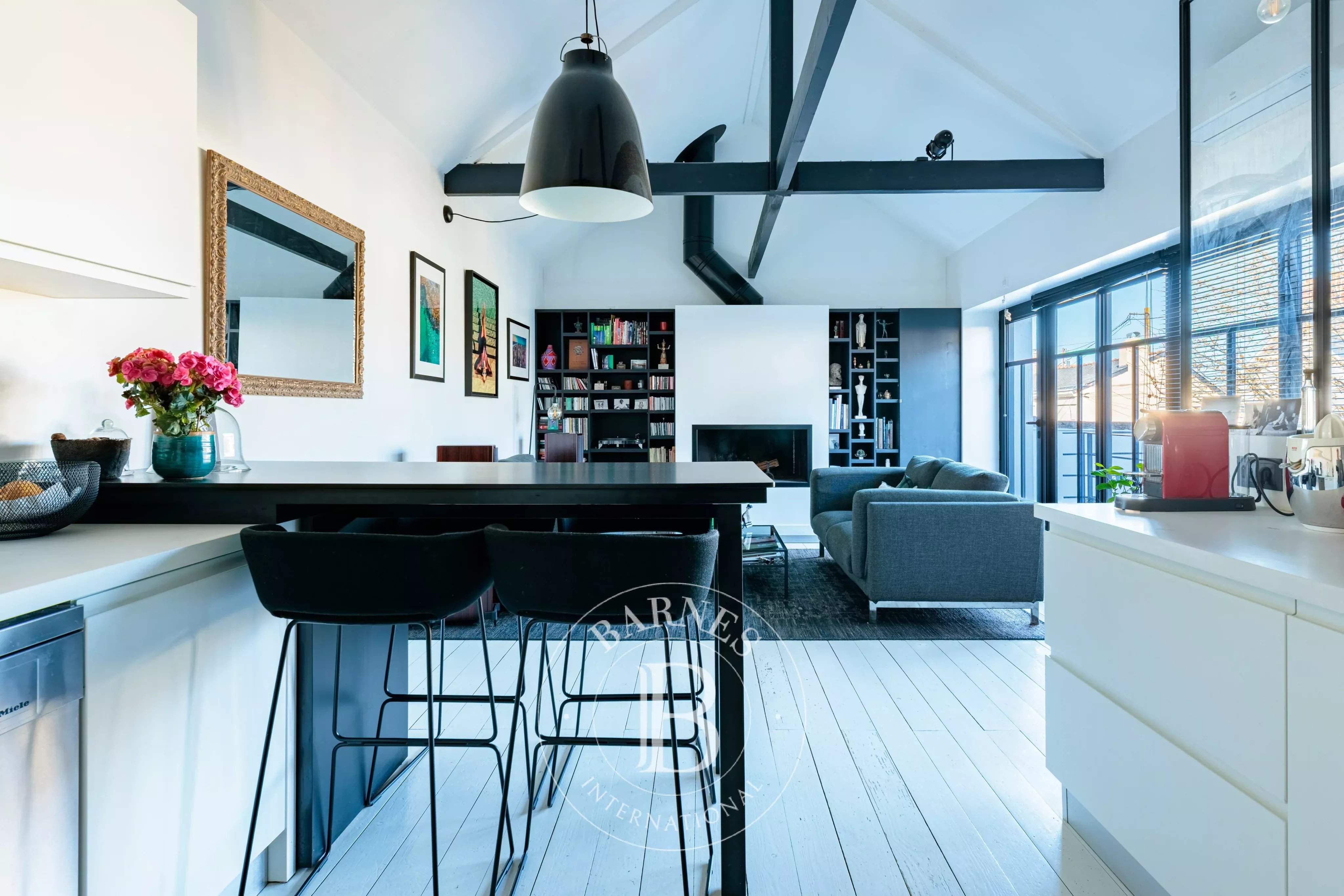 Nantes  - Maison 7 Pi&egrave;ces 4 Chambres - picture 2