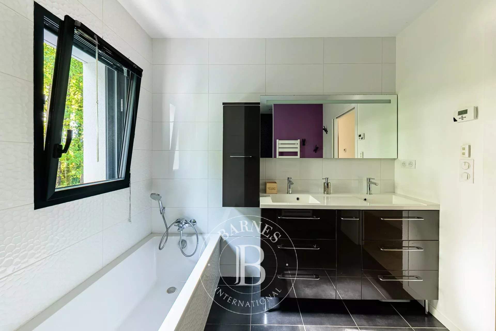 Nantes  - Maison 9 Pi&egrave;ces 6 Chambres - picture 14