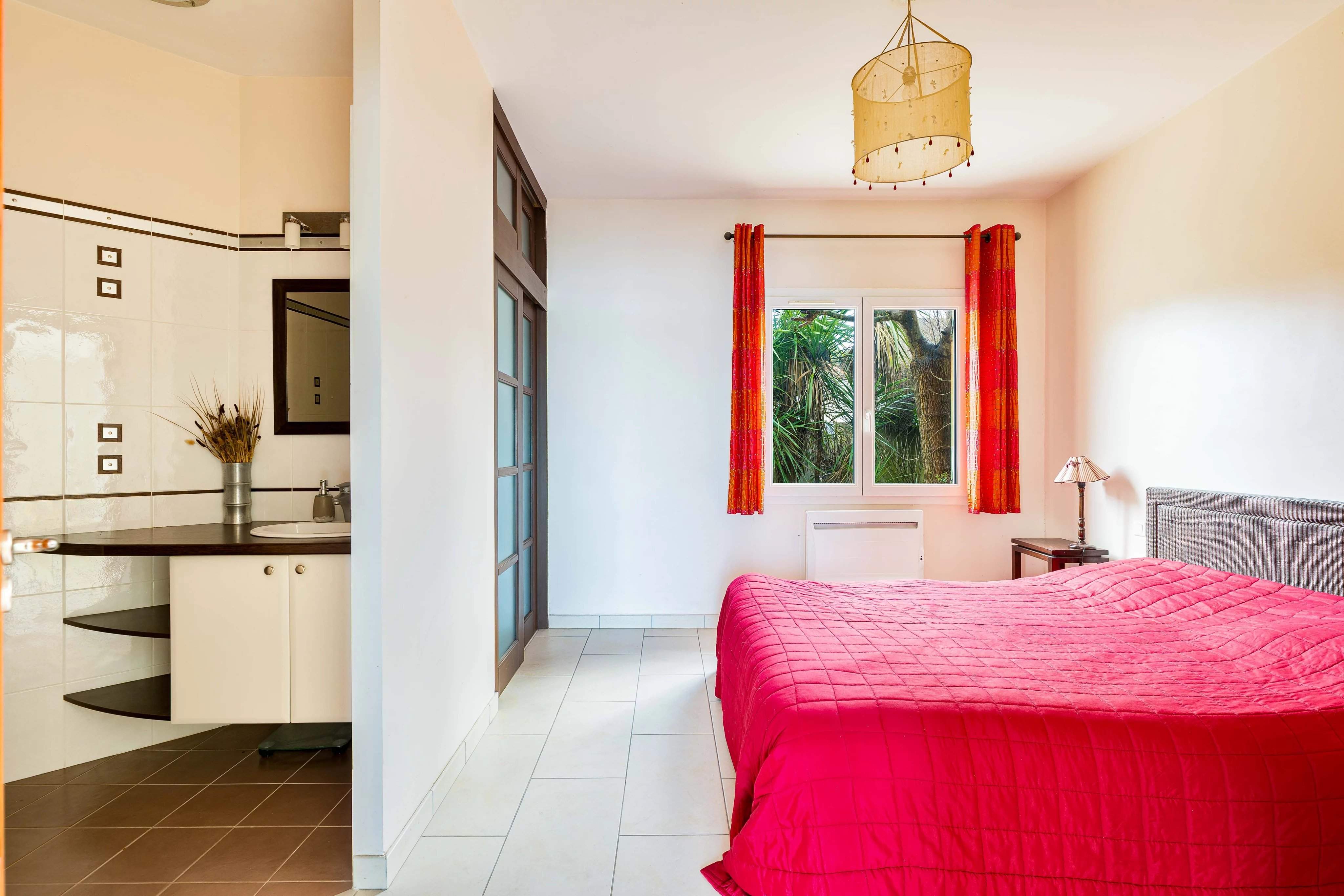 Batz-sur-Mer  - Maison 4 Pi&egrave;ces 3 Chambres - picture 6