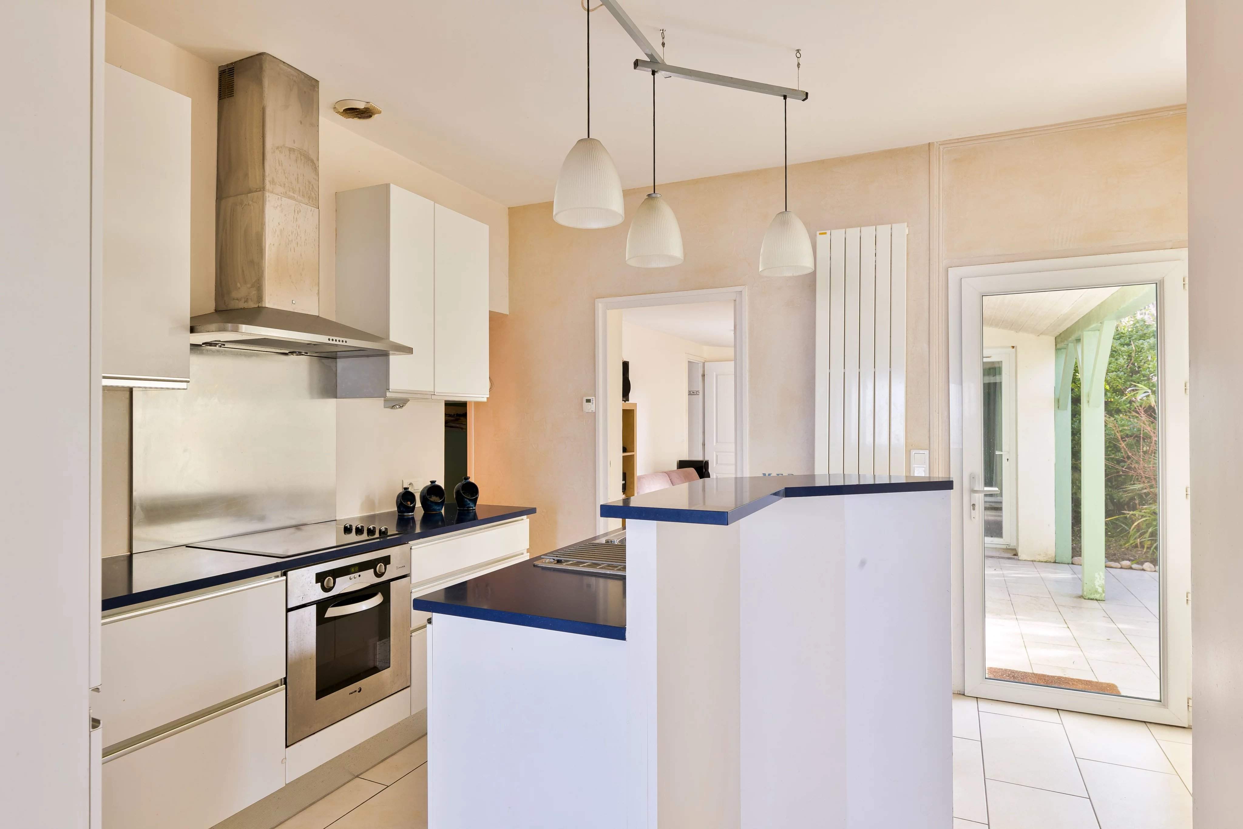 Batz-sur-Mer  - Maison 4 Pi&egrave;ces 3 Chambres - picture 5